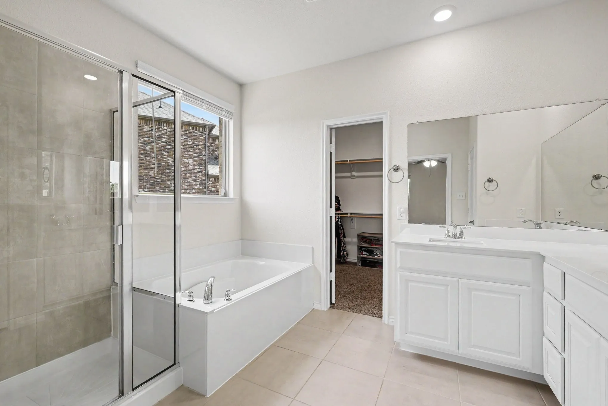 Single Family Residence For Sale in Kaufman County , 3602 Caledonia, Forney, Texas 75126, 4 Bedroom, 3 Bathroom, 2 Garage spaces, 2,989 Sqft, built in 2022, mls#21267127, Real Estate Agent in Forney, Homes For Sale in Kaufman county, Homes For Sale in Forney, Realtor in Forney Texas, Real Estate Brokerage Independent Realty Texas, Luminita Cordes Realtor