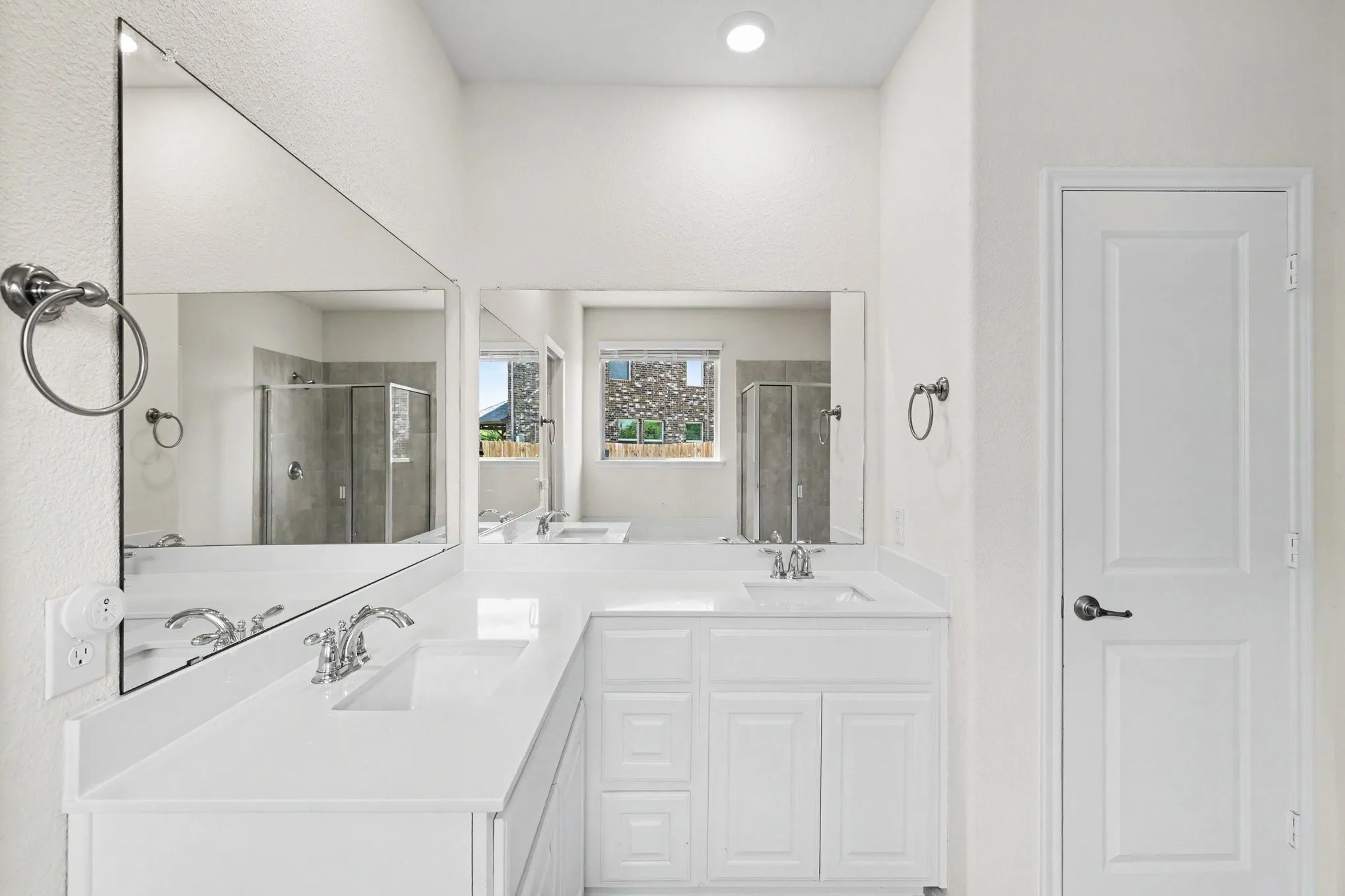 Single Family Residence For Sale in Kaufman County , 3602 Caledonia, Forney, Texas 75126, 4 Bedroom, 3 Bathroom, 2 Garage spaces, 2,989 Sqft, built in 2022, mls#21267127, Real Estate Agent in Forney, Homes For Sale in Kaufman county, Homes For Sale in Forney, Realtor in Forney Texas, Real Estate Brokerage Independent Realty Texas, Luminita Cordes Realtor