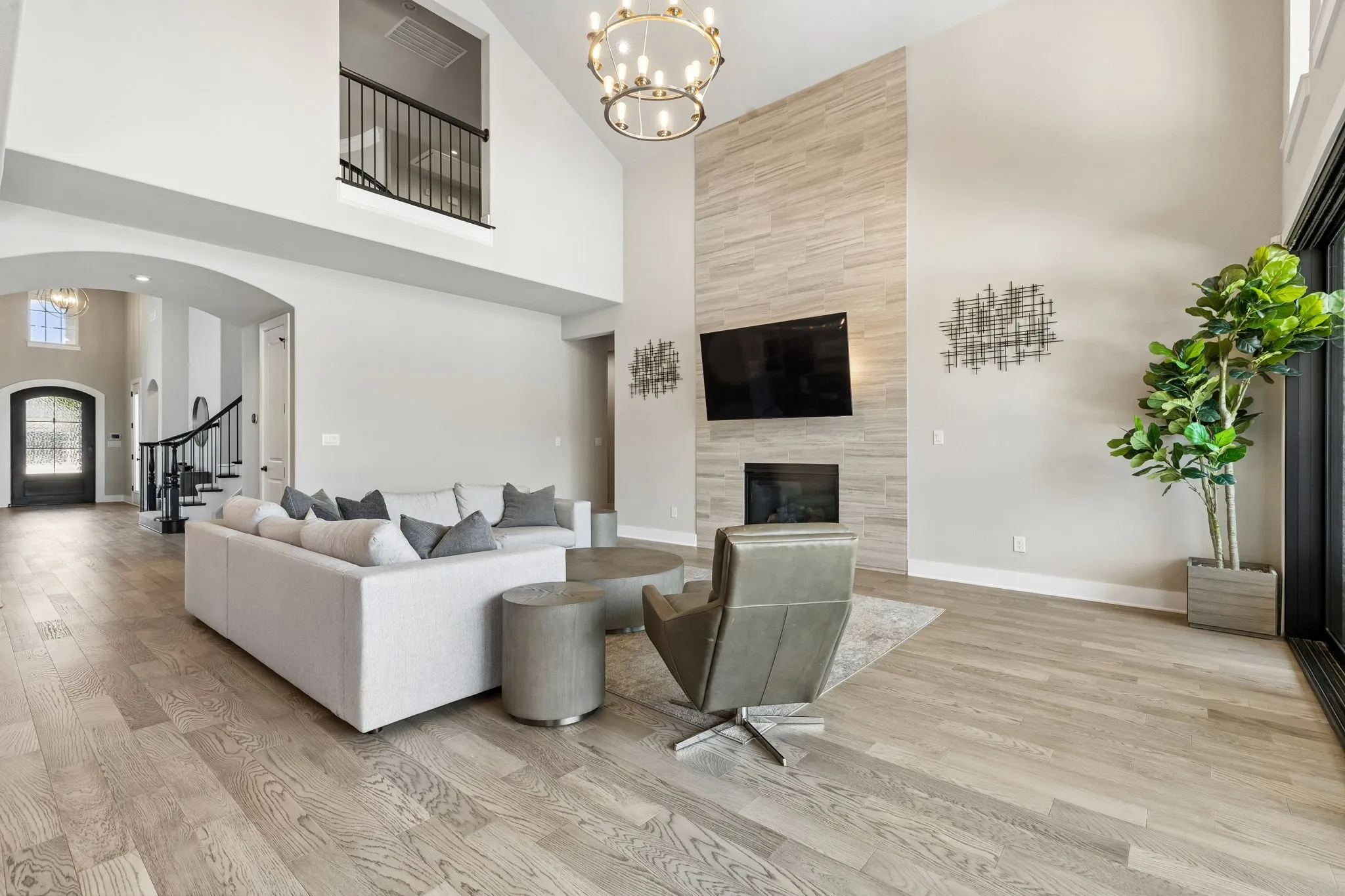 Single Family Residence For Sale in Denton County , 417 Carlsbad Drive, Frisco, Texas 75036, 4 Bedrooms, 5 Bathrooms, 3 Garage spaces, 4,623 Sqft, built in 2021, Price $1,890,000, mls#21269137, Real Estate Agent in Frisco, Homes For Sale in Denton county, Homes For Sale in Frisco, Realtor in Frisco Texas, Real Estate Brokerage Independent Realty Texas, Luminita Cordes Realtor
