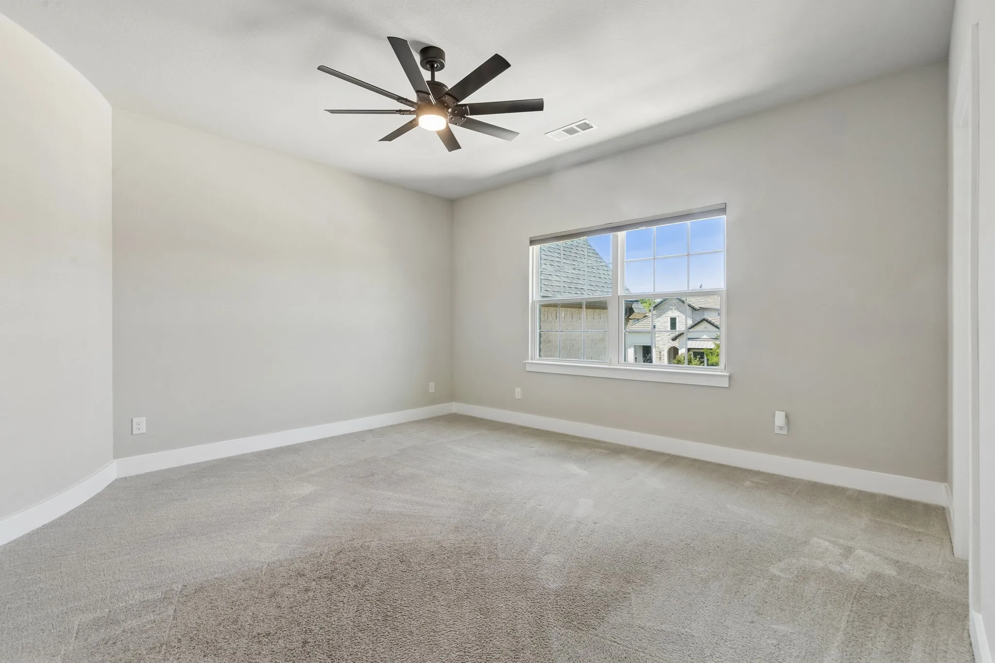 Single Family Residence For Sale in Denton County , 417 Carlsbad Drive, Frisco, Texas 75036, 4 Bedrooms, 5 Bathrooms, 3 Garage spaces, 4,623 Sqft, built in 2021, Price $1,890,000, mls#21269137, Real Estate Agent in Frisco, Homes For Sale in Denton county, Homes For Sale in Frisco, Realtor in Frisco Texas, Real Estate Brokerage Independent Realty Texas, Luminita Cordes Realtor