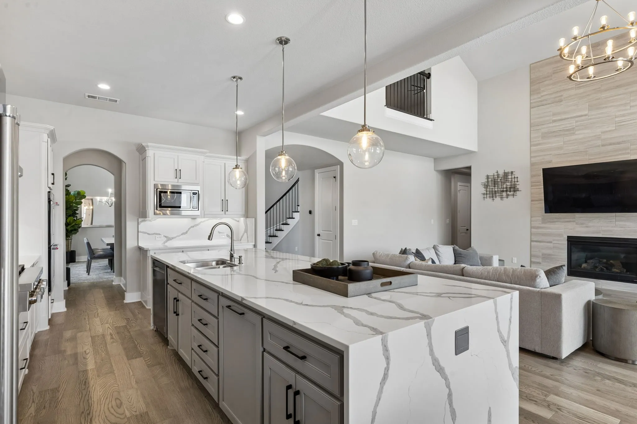 Single Family Residence For Sale in Denton County , 417 Carlsbad Drive, Frisco, Texas 75036, 4 Bedrooms, 5 Bathrooms, 3 Garage spaces, 4,623 Sqft, built in 2021, Price $1,890,000, mls#21269137, Real Estate Agent in Frisco, Homes For Sale in Denton county, Homes For Sale in Frisco, Realtor in Frisco Texas, Real Estate Brokerage Independent Realty Texas, Luminita Cordes Realtor