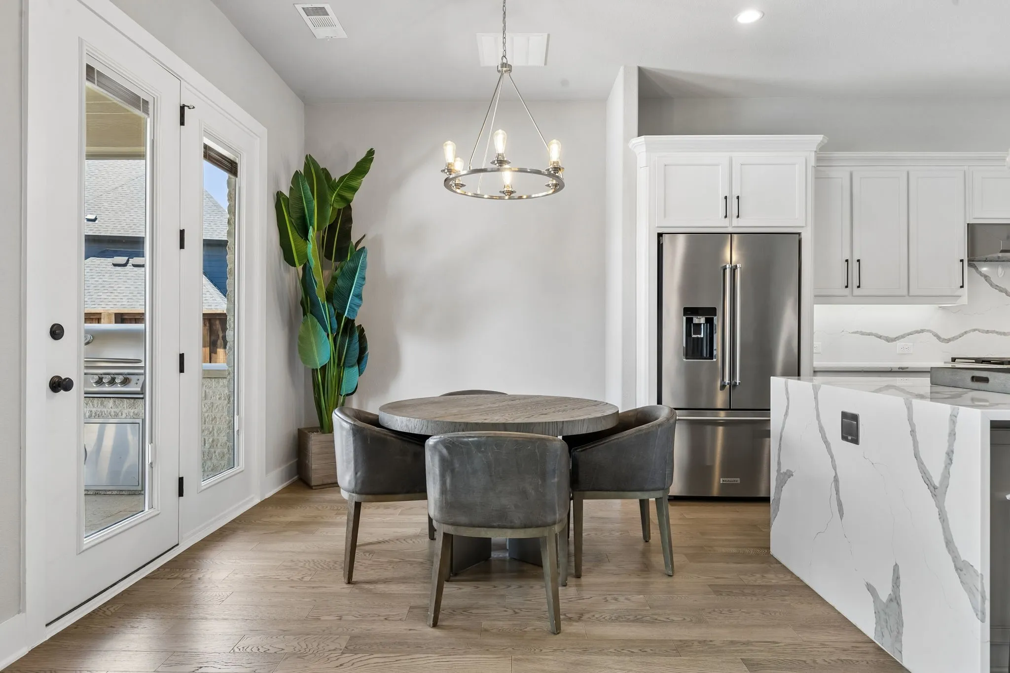 Single Family Residence For Sale in Denton County , 417 Carlsbad Drive, Frisco, Texas 75036, 4 Bedrooms, 5 Bathrooms, 3 Garage spaces, 4,623 Sqft, built in 2021, Price $1,890,000, mls#21269137, Real Estate Agent in Frisco, Homes For Sale in Denton county, Homes For Sale in Frisco, Realtor in Frisco Texas, Real Estate Brokerage Independent Realty Texas, Luminita Cordes Realtor