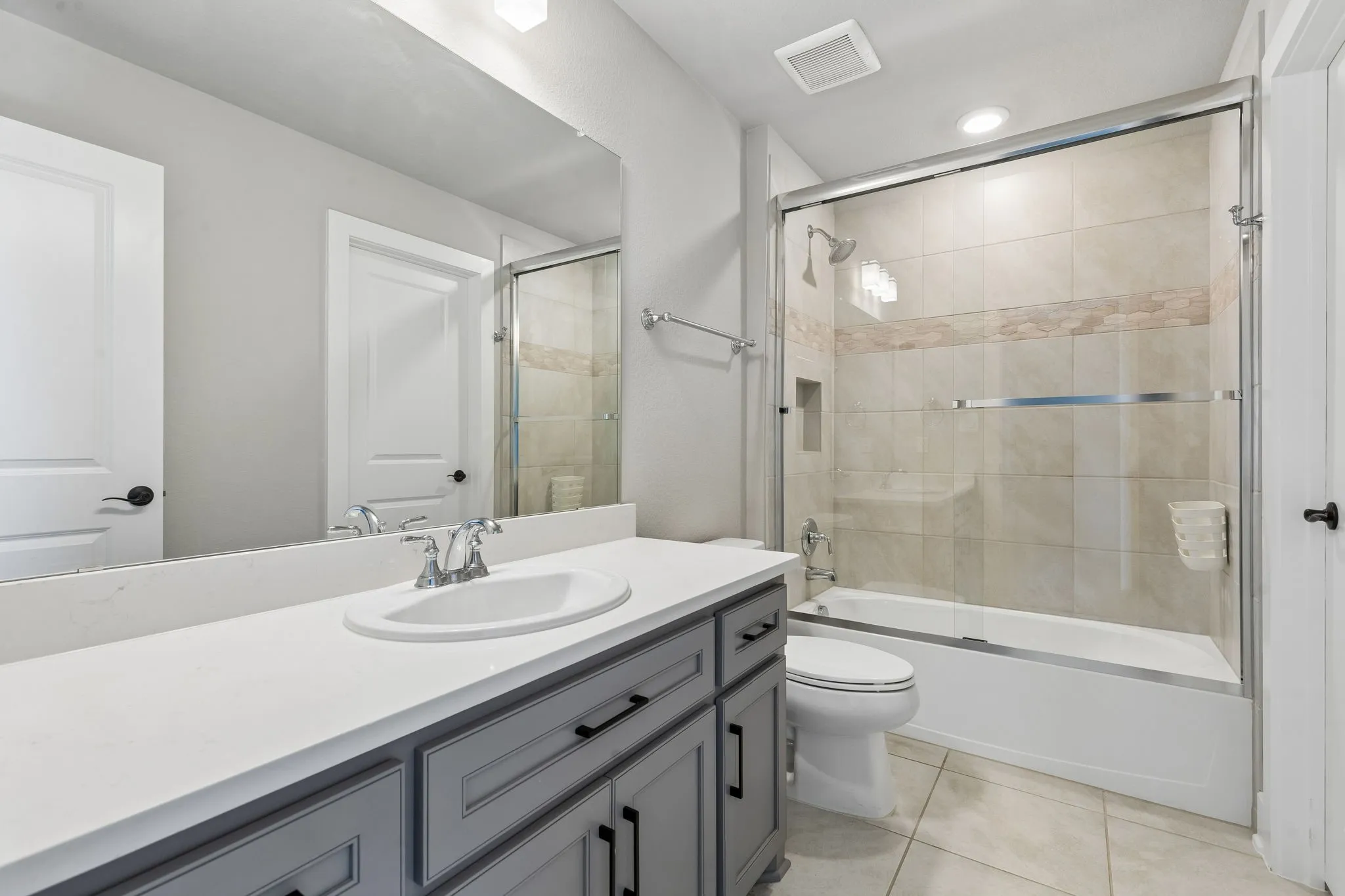 Single Family Residence For Sale in Denton County , 417 Carlsbad Drive, Frisco, Texas 75036, 4 Bedrooms, 5 Bathrooms, 3 Garage spaces, 4,623 Sqft, built in 2021, Price $1,890,000, mls#21269137, Real Estate Agent in Frisco, Homes For Sale in Denton county, Homes For Sale in Frisco, Realtor in Frisco Texas, Real Estate Brokerage Independent Realty Texas, Luminita Cordes Realtor
