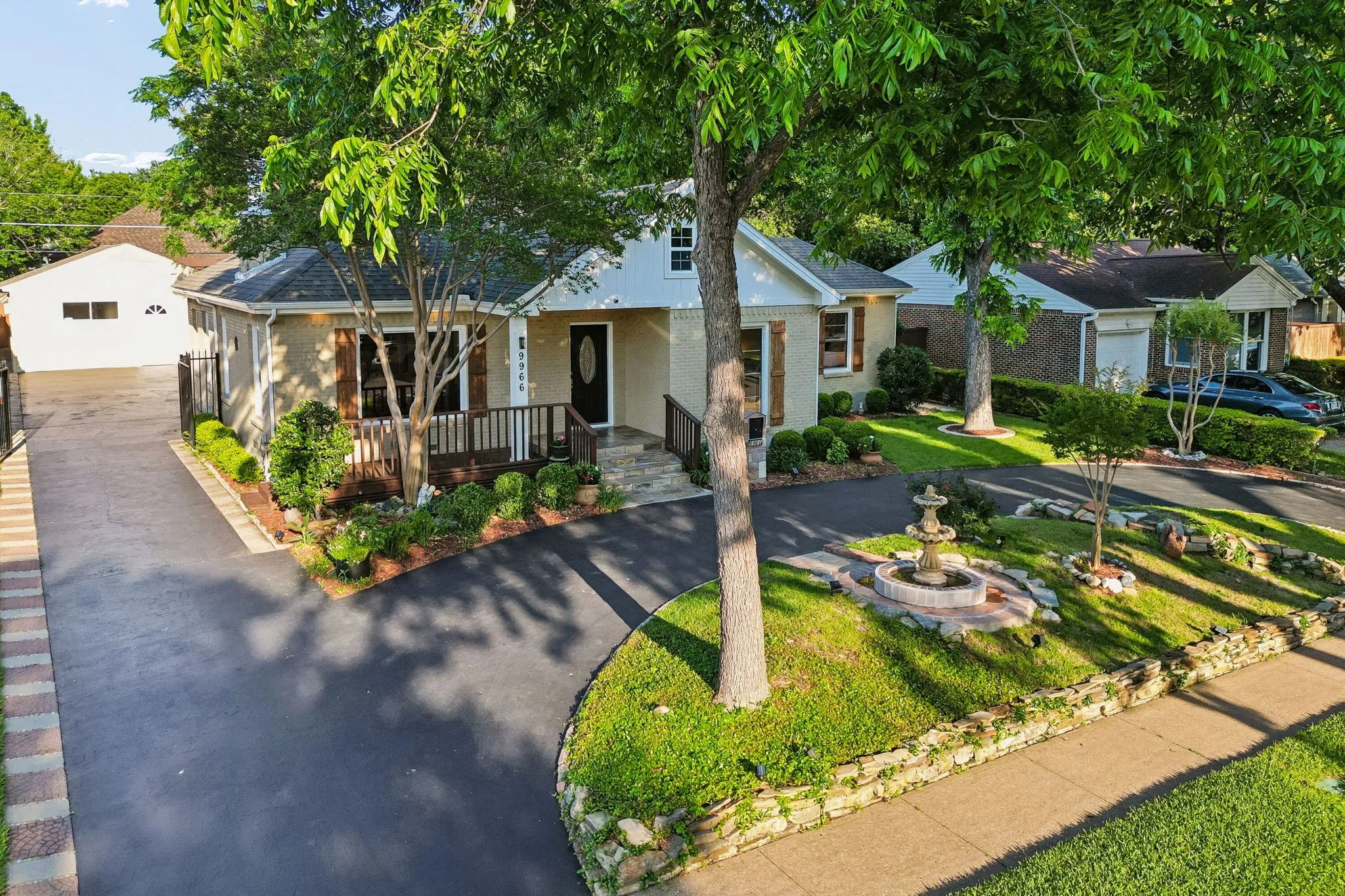 Single Family Residence For Sale in Dallas County , 9966 Coppedge Lane, Dallas, Texas 75220, 3 Bedroom, 2 Bathroom, Garage spaces, 2,122 Sqft, built in 1951, mls#21267942, Real Estate Agent in Dallas, Homes For Sale in Dallas county, Homes For Sale in Dallas, Realtor in Dallas Texas, Real Estate Brokerage Independent Realty Texas, Luminita Cordes Realtor