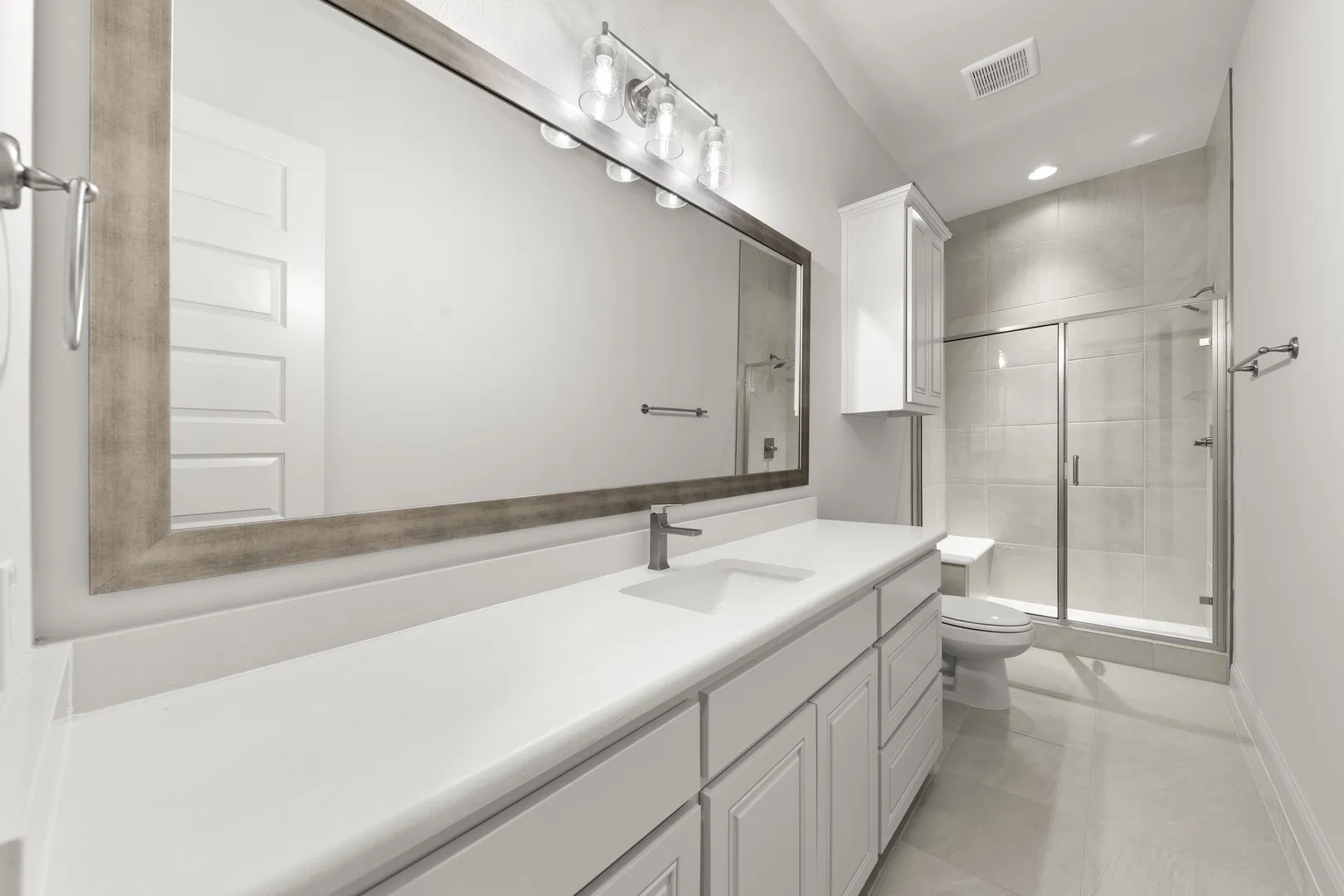 Single Family Residence For Sale in Rockwall County , 3409 Ellerslie Court, Rockwall, Texas 75087, 3 Bedrooms, 4 Bathrooms, 2 Garage spaces, 2,713 Sqft, built in 2026, Price $657,000, mls#21271182, Real Estate Agent in Rockwall, Homes For Sale in Rockwall county, Homes For Sale in Rockwall, Realtor in Rockwall Texas, Real Estate Brokerage Independent Realty Texas, Luminita Cordes Realtor