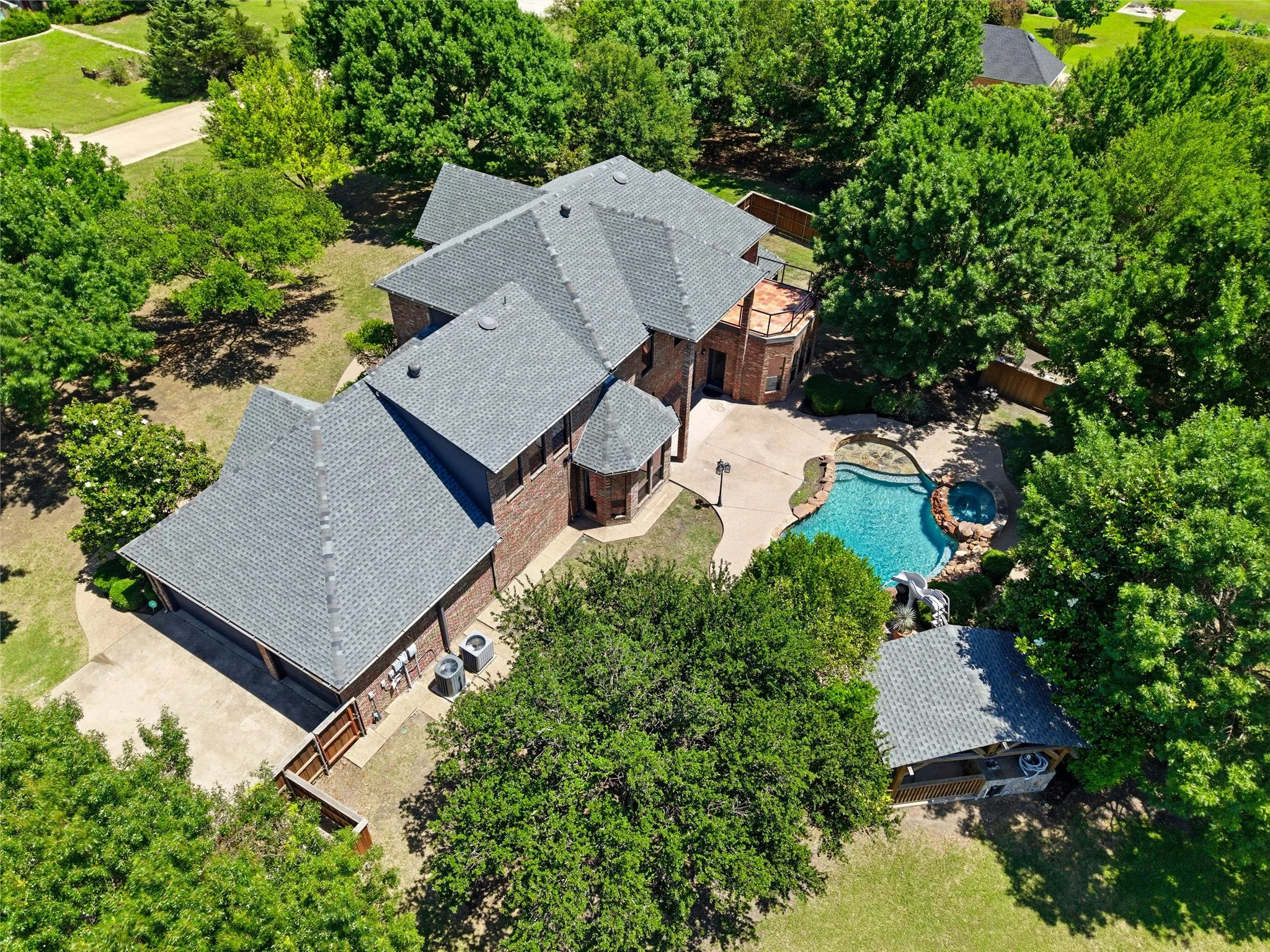 Single Family Residence For Sale in Ellis County , 5079 April Lane, Waxahachie, Texas 75165, 5 Bedroom, 4 Bathroom, 3 Garage spaces, 4,456 Sqft, built in 2002, Price $899,000, mls#21270979, Real Estate Agent in Waxahachie, Homes For Sale in Ellis county, Homes For Sale in Waxahachie, Realtor in Waxahachie Texas, Real Estate Brokerage Independent Realty Texas, Luminita Cordes Realtor
