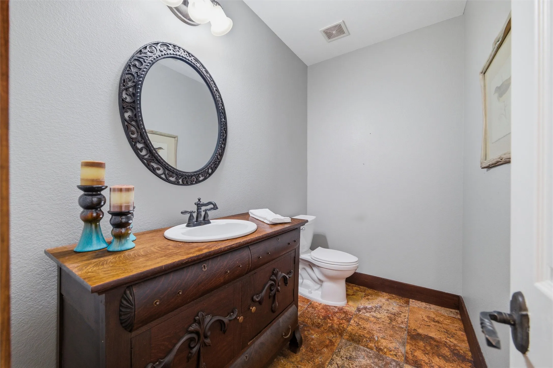 Single Family Residence For Sale in Ellis County , 5079 April Lane, Waxahachie, Texas 75165, 5 Bedroom, 4 Bathroom, 3 Garage spaces, 4,456 Sqft, built in 2002, Price $899,000, mls#21270979, Real Estate Agent in Waxahachie, Homes For Sale in Ellis county, Homes For Sale in Waxahachie, Realtor in Waxahachie Texas, Real Estate Brokerage Independent Realty Texas, Luminita Cordes Realtor