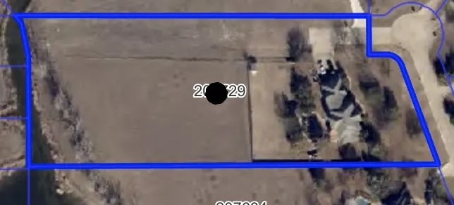 Single Family Residence For Sale in Ellis County , 5079 April Lane, Waxahachie, Texas 75165, 5 Bedroom, 4 Bathroom, 3 Garage spaces, 4,456 Sqft, built in 2002, Price $899,000, mls#21270979, Real Estate Agent in Waxahachie, Homes For Sale in Ellis county, Homes For Sale in Waxahachie, Realtor in Waxahachie Texas, Real Estate Brokerage Independent Realty Texas, Luminita Cordes Realtor