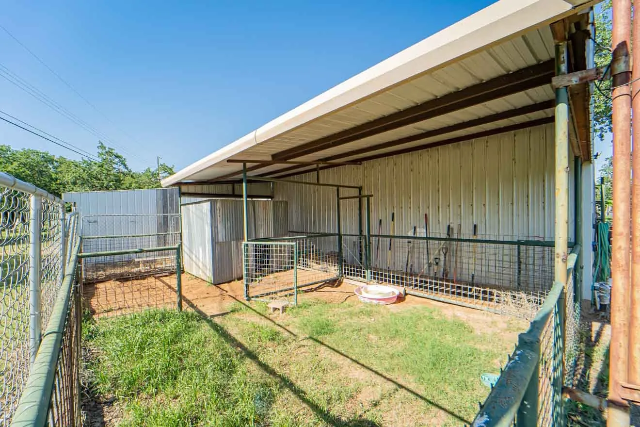 Mobile Home For Sale in Stephens County , 9080 CR 197, Breckenridge, Texas 76424, 3 Bedrooms, 2 Bathrooms, Garage spaces, 1,564 Sqft, built in 2018, Price $395,000, mls#21267404, Real Estate Agent in Breckenridge, Homes For Sale in Stephens county, Homes For Sale in Breckenridge, Realtor in Breckenridge Texas, Real Estate Brokerage Independent Realty Texas, Luminita Cordes Realtor