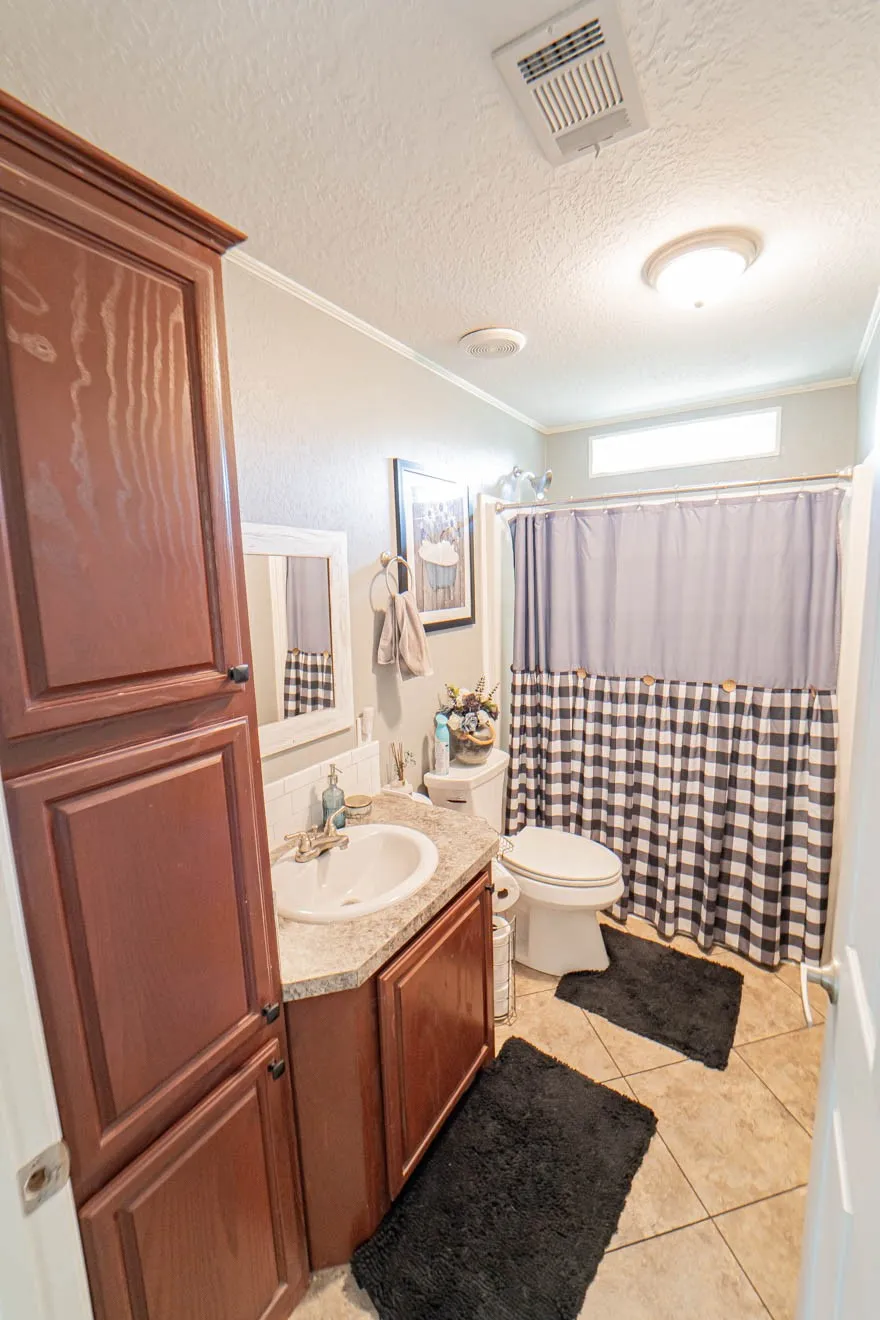 Mobile Home For Sale in Stephens County , 9080 CR 197, Breckenridge, Texas 76424, 3 Bedrooms, 2 Bathrooms, Garage spaces, 1,564 Sqft, built in 2018, Price $395,000, mls#21267404, Real Estate Agent in Breckenridge, Homes For Sale in Stephens county, Homes For Sale in Breckenridge, Realtor in Breckenridge Texas, Real Estate Brokerage Independent Realty Texas, Luminita Cordes Realtor