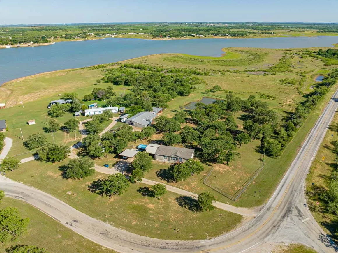 Mobile Home For Sale in Stephens County , 9080 CR 197, Breckenridge, Texas 76424, 3 Bedrooms, 2 Bathrooms, Garage spaces, 1,564 Sqft, built in 2018, Price $395,000, mls#21267404, Real Estate Agent in Breckenridge, Homes For Sale in Stephens county, Homes For Sale in Breckenridge, Realtor in Breckenridge Texas, Real Estate Brokerage Independent Realty Texas, Luminita Cordes Realtor