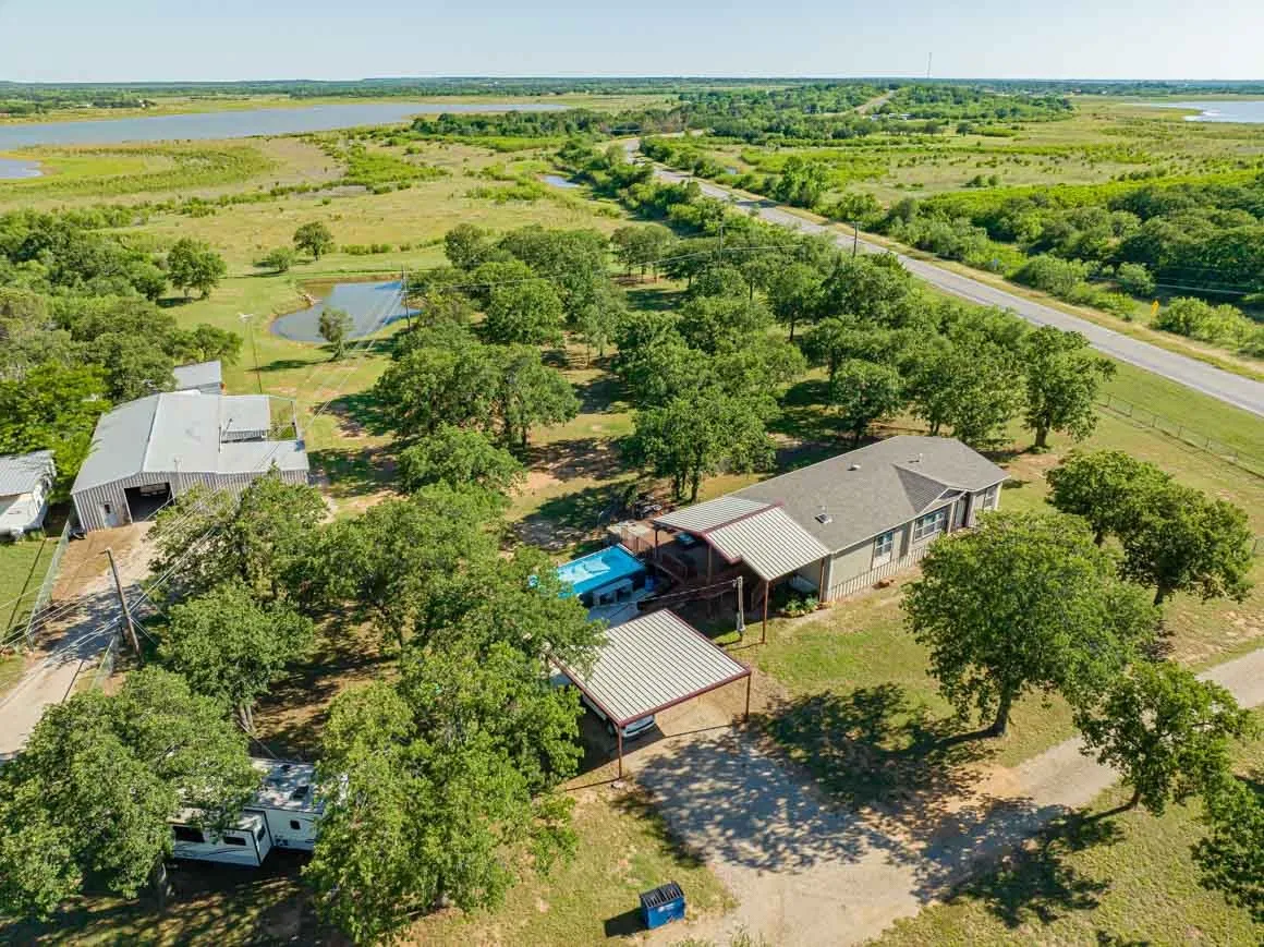 Mobile Home For Sale in Stephens County , 9080 CR 197, Breckenridge, Texas 76424, 3 Bedrooms, 2 Bathrooms, Garage spaces, 1,564 Sqft, built in 2018, Price $395,000, mls#21267404, Real Estate Agent in Breckenridge, Homes For Sale in Stephens county, Homes For Sale in Breckenridge, Realtor in Breckenridge Texas, Real Estate Brokerage Independent Realty Texas, Luminita Cordes Realtor