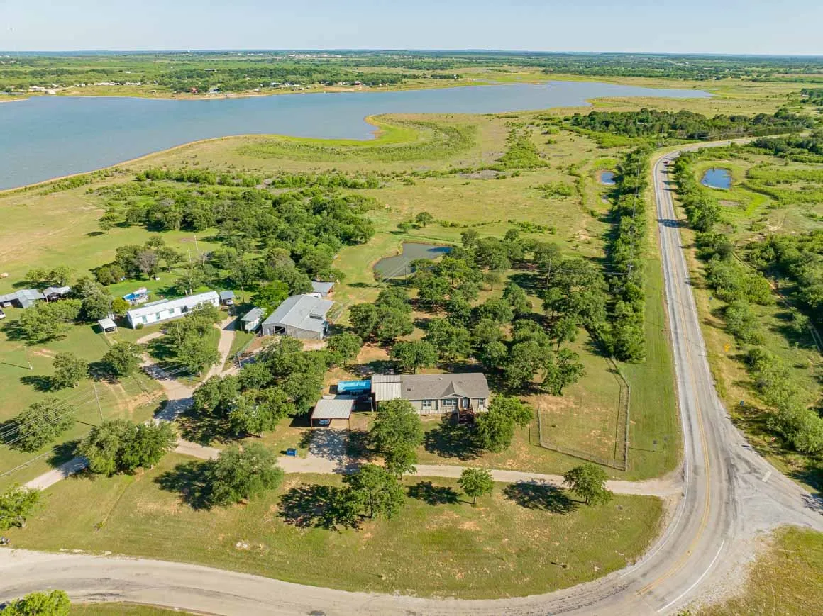 Mobile Home For Sale in Stephens County , 9080 CR 197, Breckenridge, Texas 76424, 3 Bedrooms, 2 Bathrooms, Garage spaces, 1,564 Sqft, built in 2018, Price $395,000, mls#21267404, Real Estate Agent in Breckenridge, Homes For Sale in Stephens county, Homes For Sale in Breckenridge, Realtor in Breckenridge Texas, Real Estate Brokerage Independent Realty Texas, Luminita Cordes Realtor