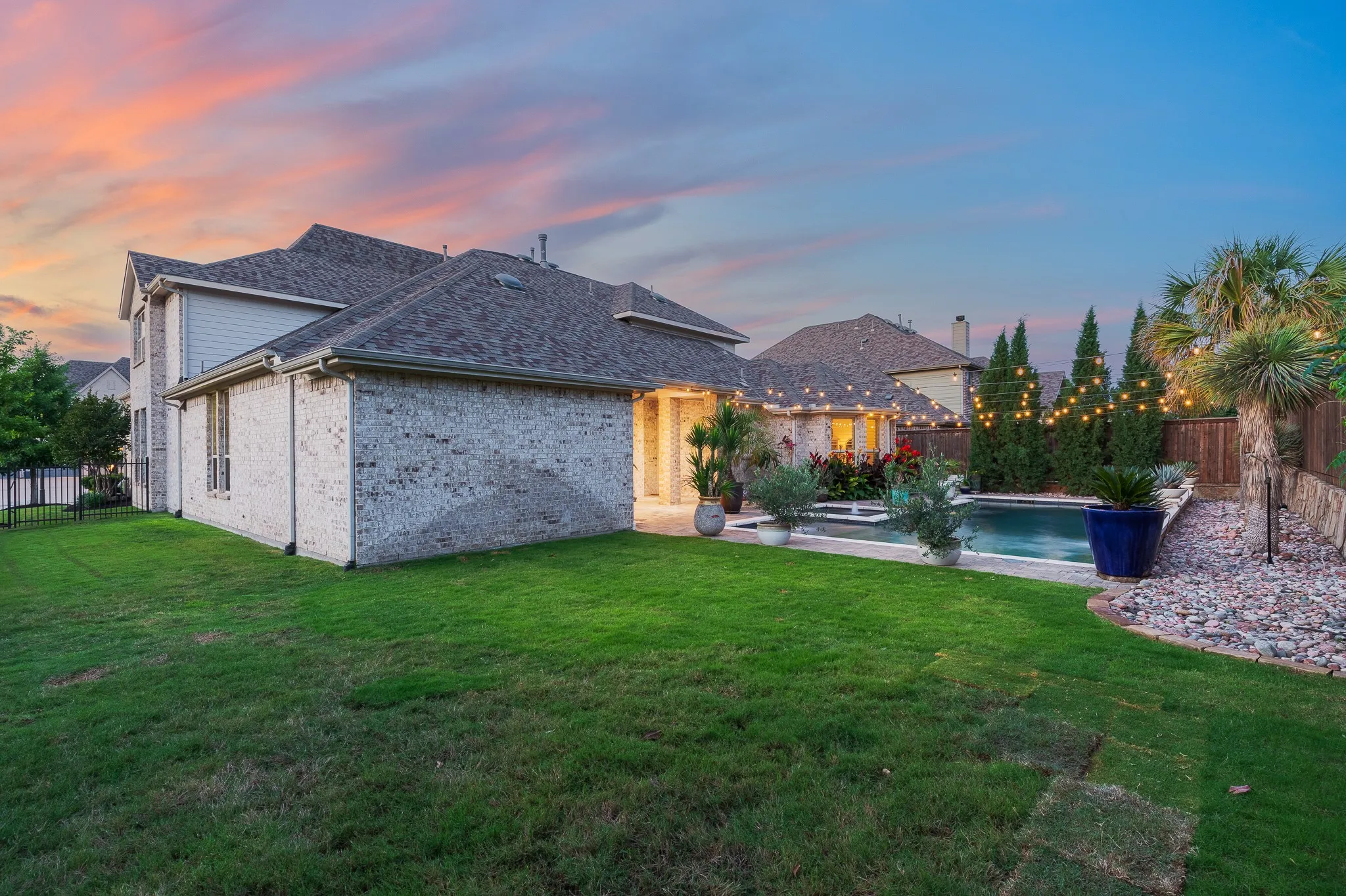Single Family Residence For Sale in Collin County , 3420 Redpine Drive, Prosper, Texas 75078, 5 Bedroom, 5 Bathroom, 3 Garage spaces, 4,352 Sqft, built in 2016, mls#21270544, Real Estate Agent in Prosper, Homes For Sale in Collin county, Homes For Sale in Prosper, Realtor in Prosper Texas, Real Estate Brokerage Independent Realty Texas, Luminita Cordes Realtor