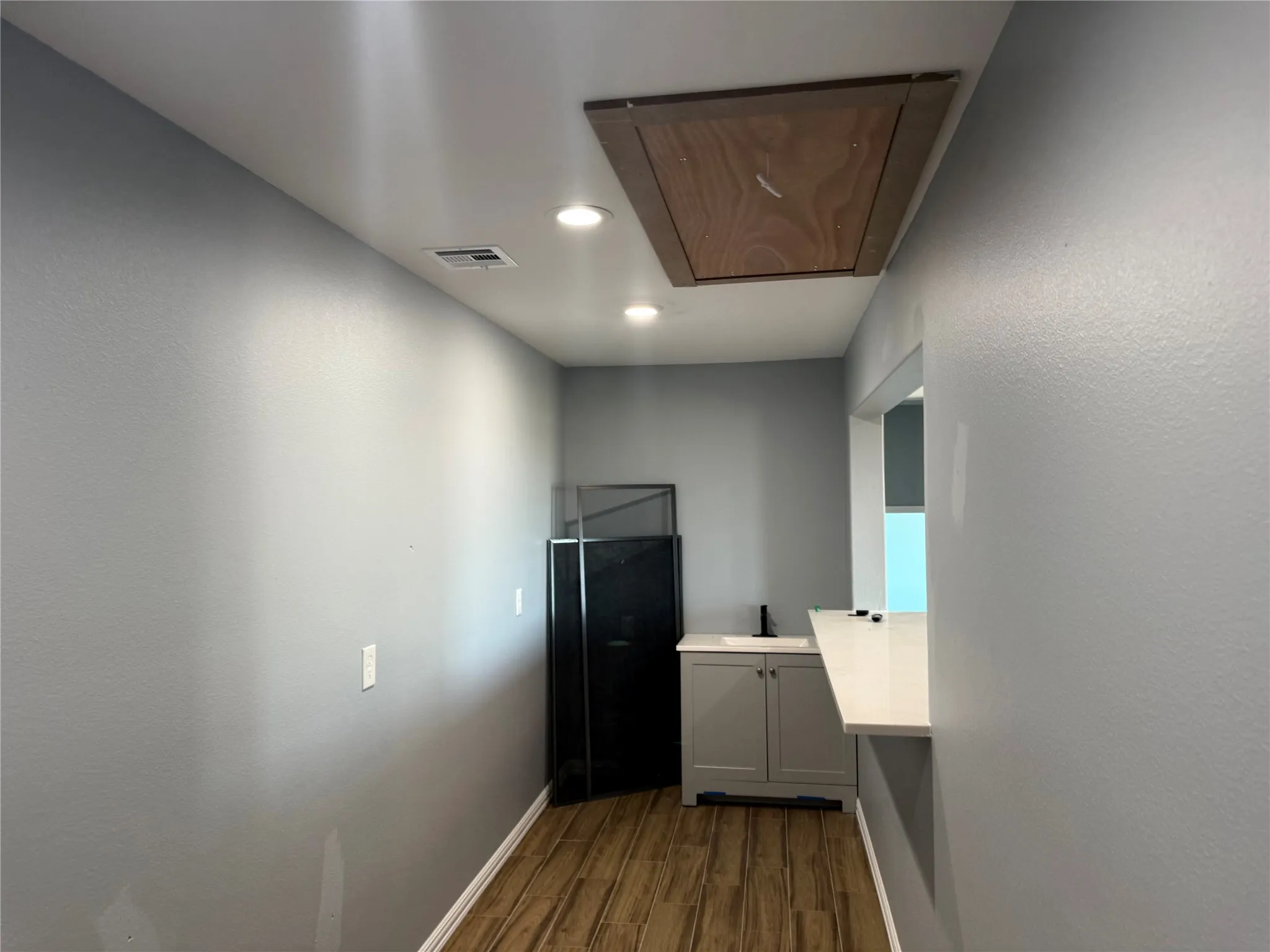Farm For Sale in Cooke County , 1405 County Road 247, Valley View, Texas 76272, 4 Bedroom, 4 Bathroom, 2 Garage spaces, 3,562 Sqft, built in 2019, mls#21247872, Real Estate Agent in Valley View, Homes For Sale in Cooke county, Homes For Sale in Valley View, Realtor in Valley View Texas, Real Estate Brokerage Independent Realty Texas, Luminita Cordes Realtor
