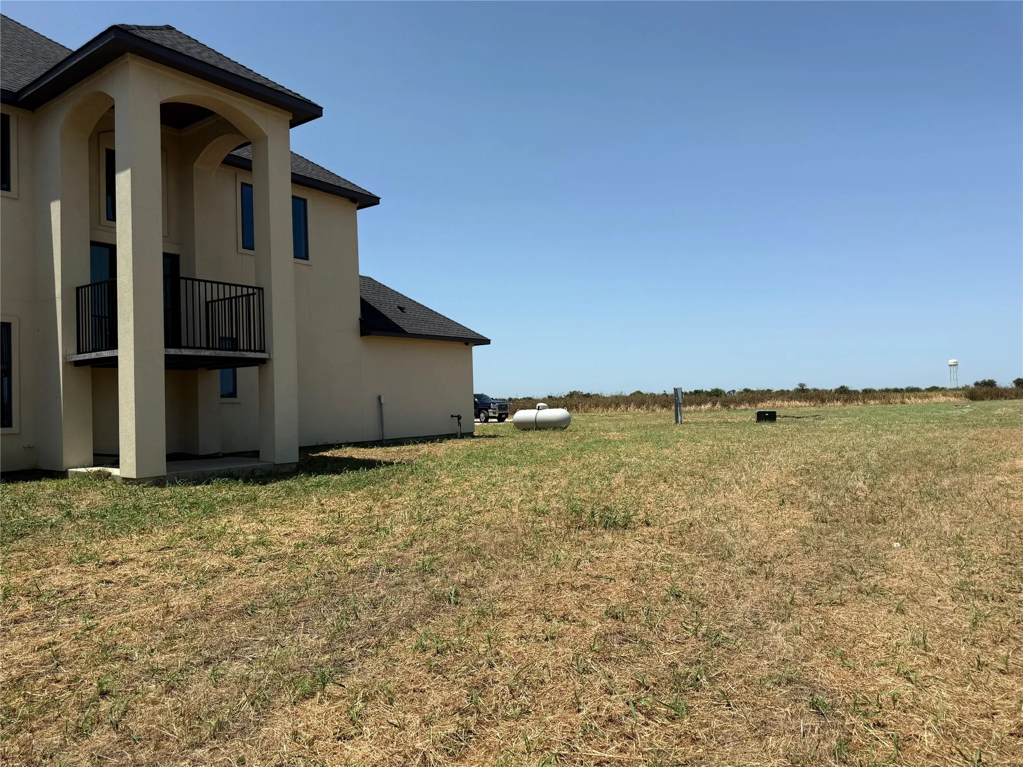 Farm For Sale in Cooke County , 1405 County Road 247, Valley View, Texas 76272, 4 Bedroom, 4 Bathroom, 2 Garage spaces, 3,562 Sqft, built in 2019, mls#21247872, Real Estate Agent in Valley View, Homes For Sale in Cooke county, Homes For Sale in Valley View, Realtor in Valley View Texas, Real Estate Brokerage Independent Realty Texas, Luminita Cordes Realtor