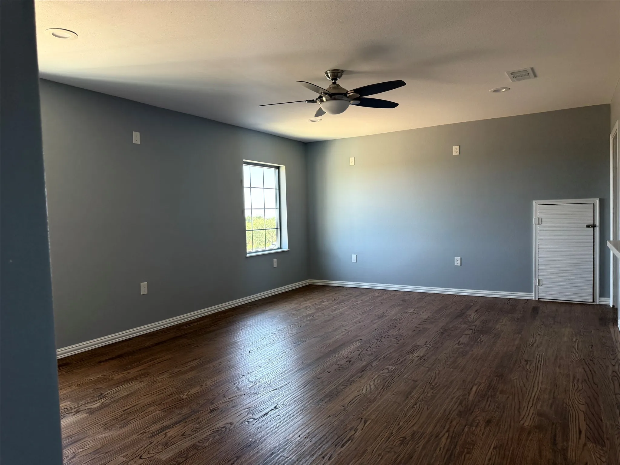 Farm For Sale in Cooke County , 1405 County Road 247, Valley View, Texas 76272, 4 Bedroom, 4 Bathroom, 2 Garage spaces, 3,562 Sqft, built in 2019, mls#21247872, Real Estate Agent in Valley View, Homes For Sale in Cooke county, Homes For Sale in Valley View, Realtor in Valley View Texas, Real Estate Brokerage Independent Realty Texas, Luminita Cordes Realtor