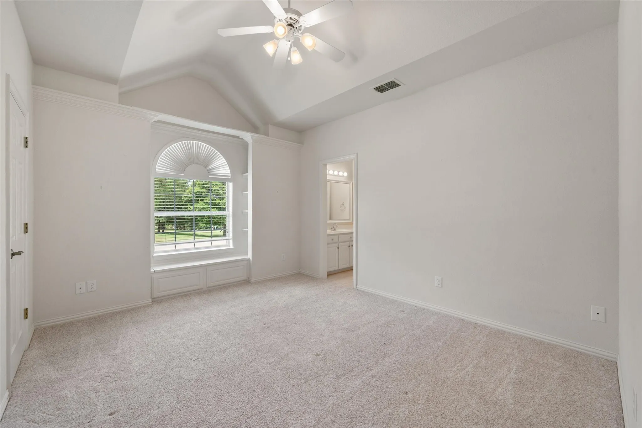 4th bedroom.