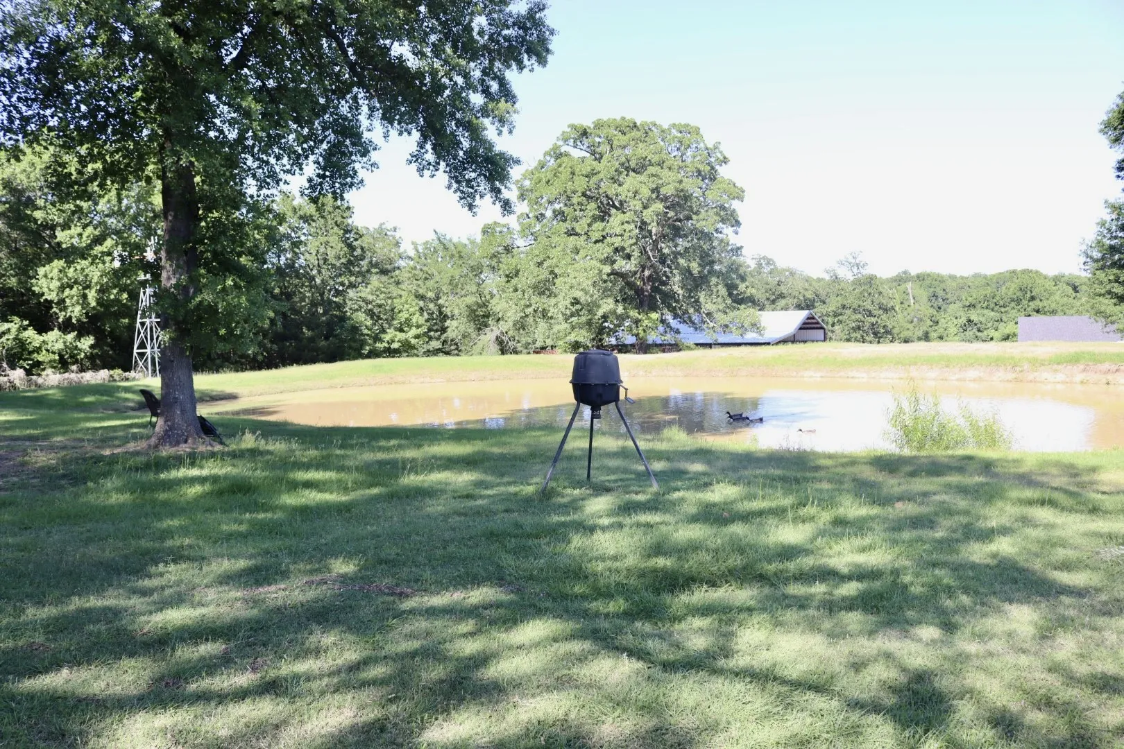 Single Family Residence For Sale in Fannin County , 387 County Road 2101, Ivanhoe, Texas 75447, 2 Bedroom, 1 Bathroom, Garage spaces, 1,336 Sqft, built in 1950, mls#21271147, Real Estate Agent in Ivanhoe, Homes For Sale in Fannin county, Homes For Sale in Ivanhoe, Realtor in Ivanhoe Texas, Real Estate Brokerage Independent Realty Texas, Luminita Cordes Realtor