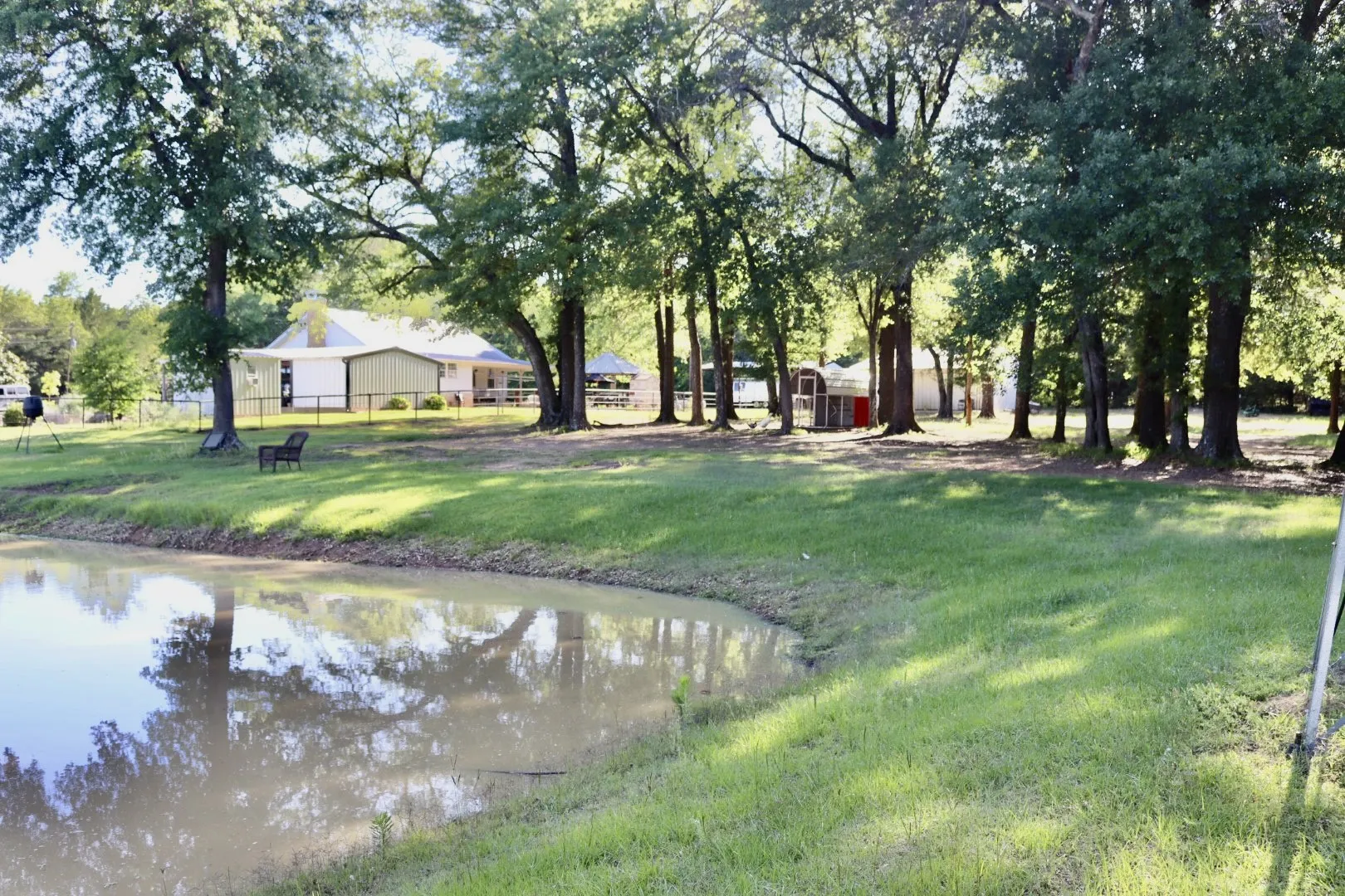 Single Family Residence For Sale in Fannin County , 387 County Road 2101, Ivanhoe, Texas 75447, 2 Bedroom, 1 Bathroom, Garage spaces, 1,336 Sqft, built in 1950, mls#21271147, Real Estate Agent in Ivanhoe, Homes For Sale in Fannin county, Homes For Sale in Ivanhoe, Realtor in Ivanhoe Texas, Real Estate Brokerage Independent Realty Texas, Luminita Cordes Realtor