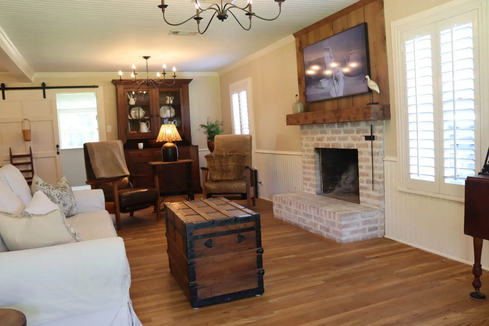 Single Family Residence For Sale in Fannin County , 387 County Road 2101, Ivanhoe, Texas 75447, 2 Bedroom, 1 Bathroom, Garage spaces, 1,336 Sqft, built in 1950, mls#21271147, Real Estate Agent in Ivanhoe, Homes For Sale in Fannin county, Homes For Sale in Ivanhoe, Realtor in Ivanhoe Texas, Real Estate Brokerage Independent Realty Texas, Luminita Cordes Realtor