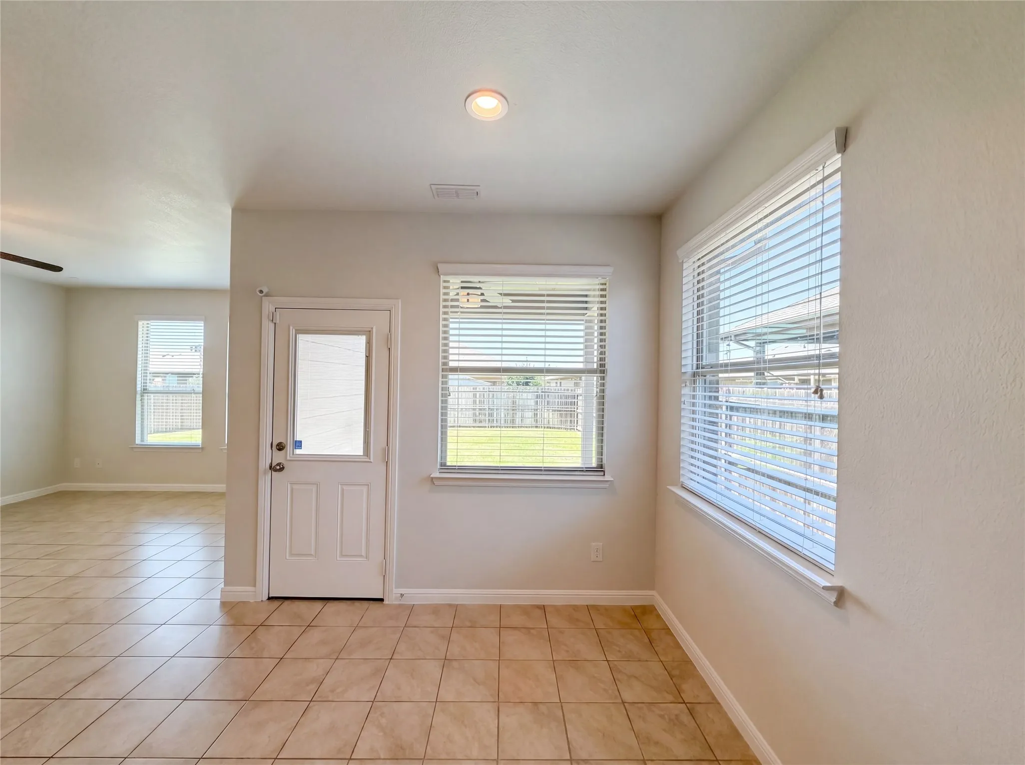 Single Family Residence For Sale in Denton County , 4312 Chicory Court, Denton, Texas 76210, 4 Bedroom, 2 Bathroom, 2 Garage spaces, 1,652 Sqft, built in 2018, mls#21271253, Real Estate Agent in Denton, Homes For Sale in Denton county, Homes For Sale in Denton, Realtor in Denton Texas, Real Estate Brokerage Independent Realty Texas, Luminita Cordes Realtor