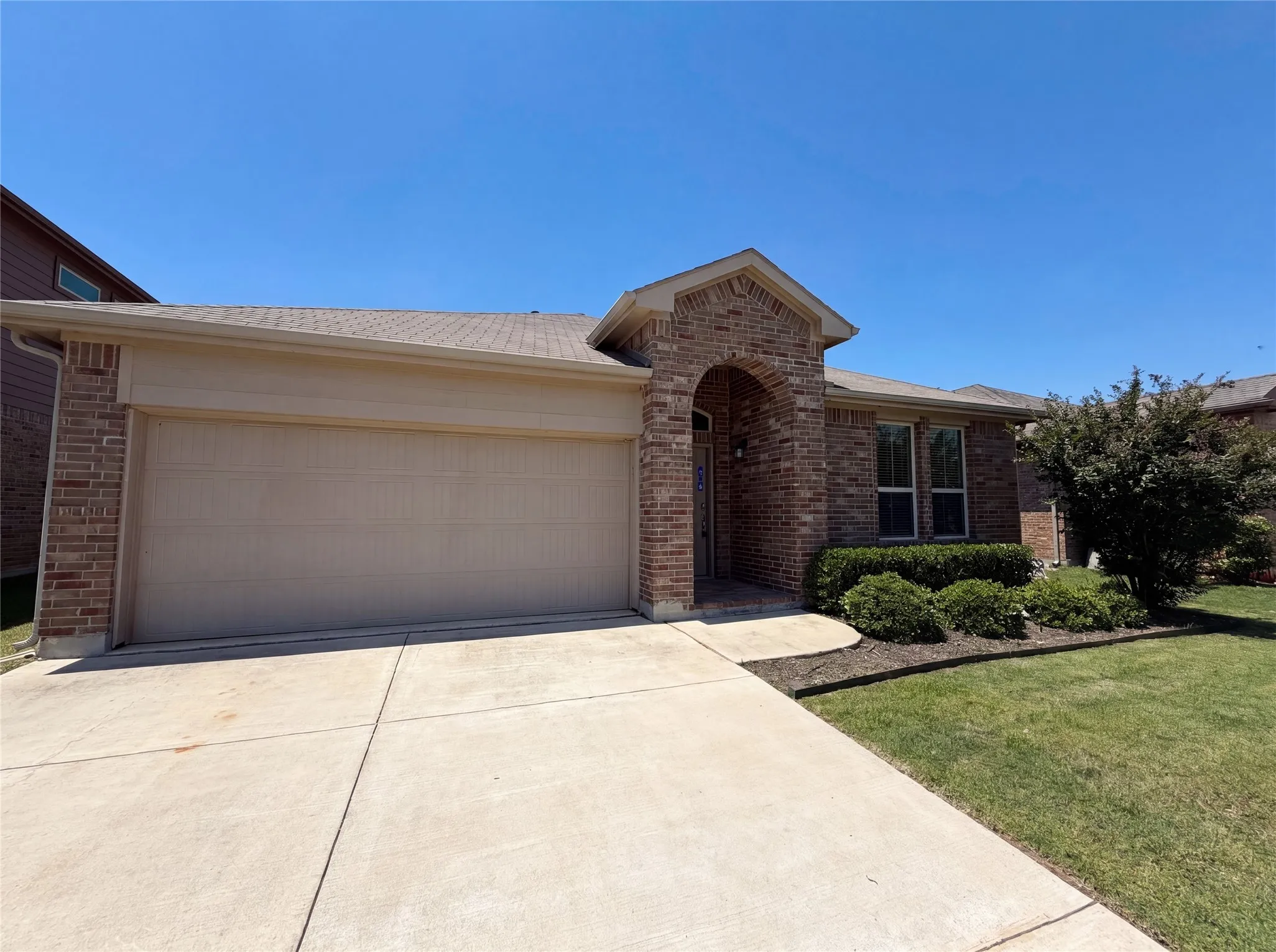 Single Family Residence For Sale in Denton County , 4312 Chicory Court, Denton, Texas 76210, 4 Bedroom, 2 Bathroom, 2 Garage spaces, 1,652 Sqft, built in 2018, mls#21271253, Real Estate Agent in Denton, Homes For Sale in Denton county, Homes For Sale in Denton, Realtor in Denton Texas, Real Estate Brokerage Independent Realty Texas, Luminita Cordes Realtor