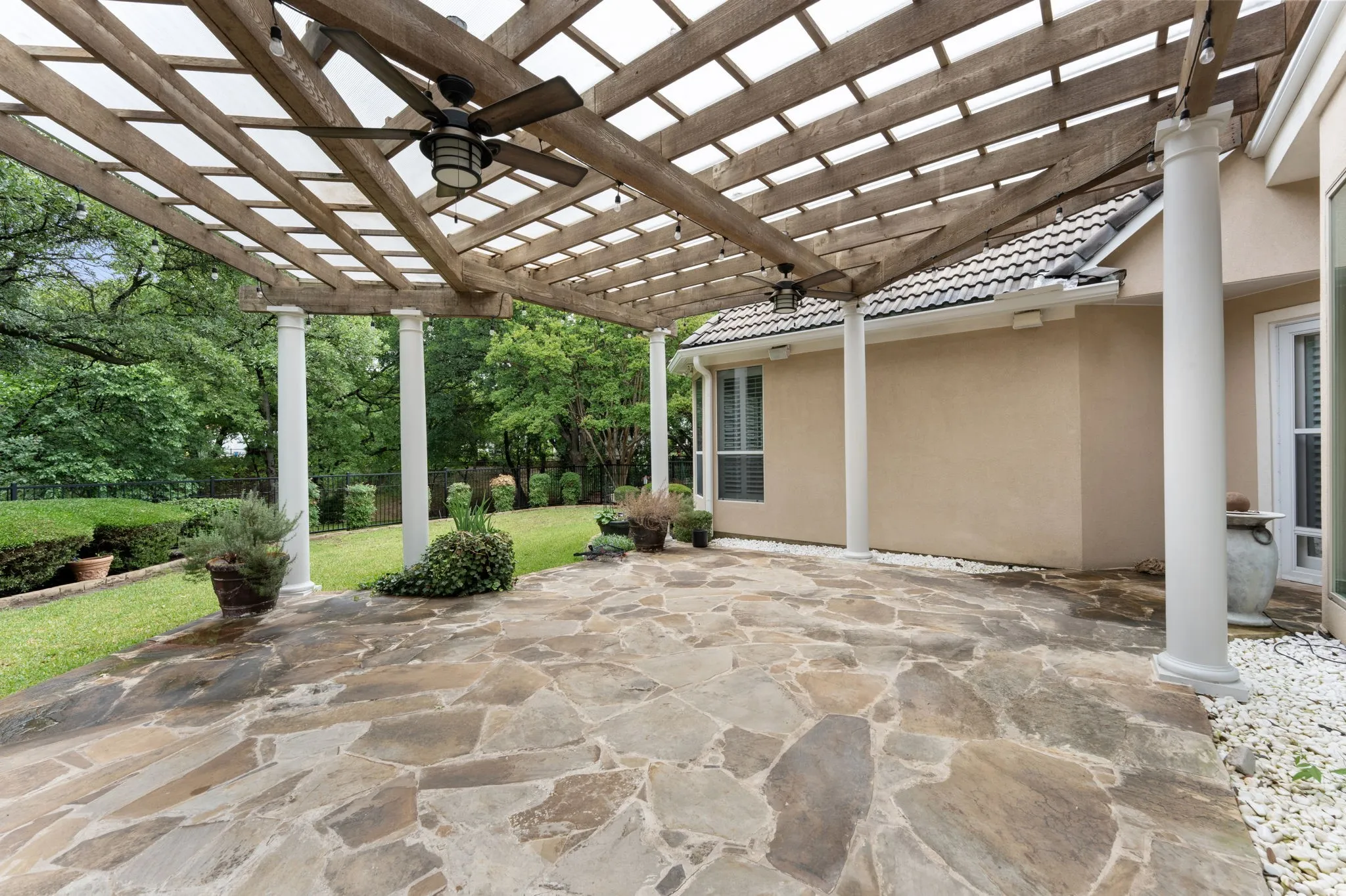 Single Family Residence For Sale in Denton County , 17 Woodcreek Lane, Frisco, Texas 75034, 3 Bedroom, 3 Bathroom, 2 Garage spaces, 3,176 Sqft, built in 1994, mls#21263101, Real Estate Agent in Frisco, Homes For Sale in Denton county, Homes For Sale in Frisco, Realtor in Frisco Texas, Real Estate Brokerage Independent Realty Texas, Luminita Cordes Realtor