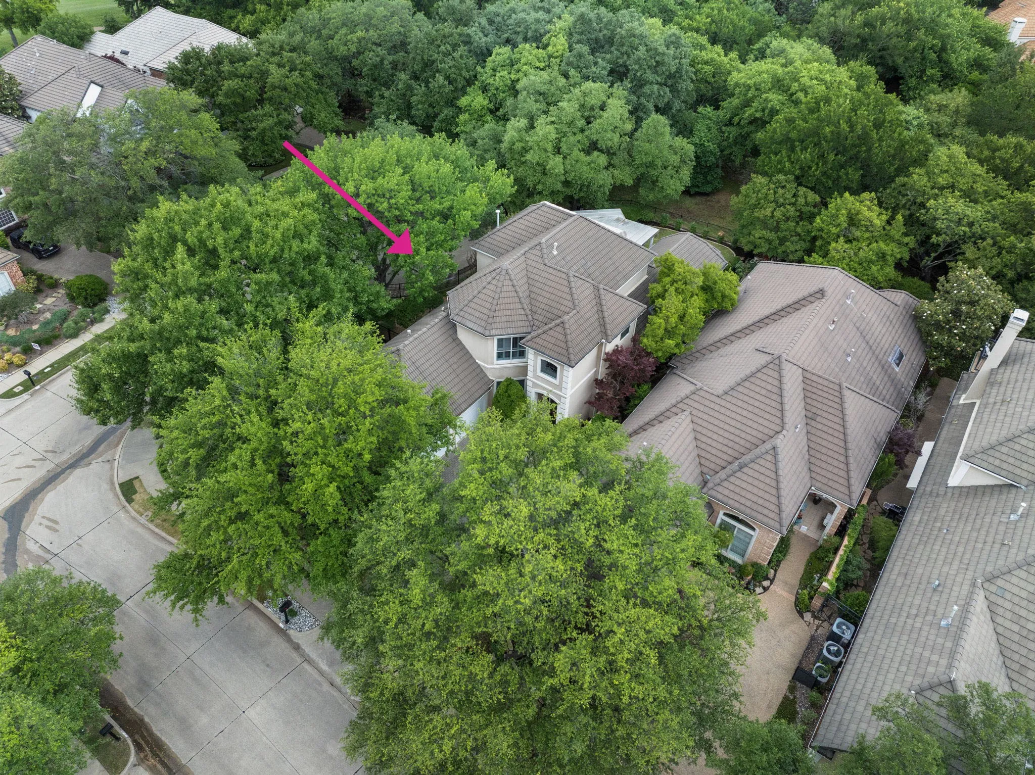 Single Family Residence For Sale in Denton County , 17 Woodcreek Lane, Frisco, Texas 75034, 3 Bedroom, 3 Bathroom, 2 Garage spaces, 3,176 Sqft, built in 1994, mls#21263101, Real Estate Agent in Frisco, Homes For Sale in Denton county, Homes For Sale in Frisco, Realtor in Frisco Texas, Real Estate Brokerage Independent Realty Texas, Luminita Cordes Realtor