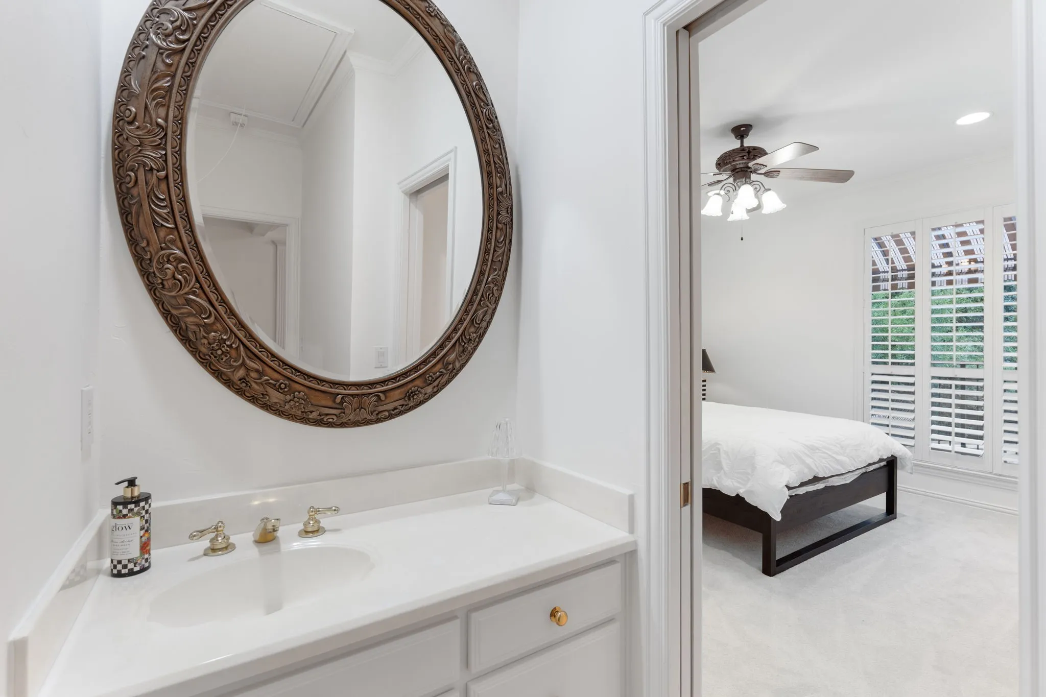 Single Family Residence For Sale in Denton County , 17 Woodcreek Lane, Frisco, Texas 75034, 3 Bedroom, 3 Bathroom, 2 Garage spaces, 3,176 Sqft, built in 1994, mls#21263101, Real Estate Agent in Frisco, Homes For Sale in Denton county, Homes For Sale in Frisco, Realtor in Frisco Texas, Real Estate Brokerage Independent Realty Texas, Luminita Cordes Realtor