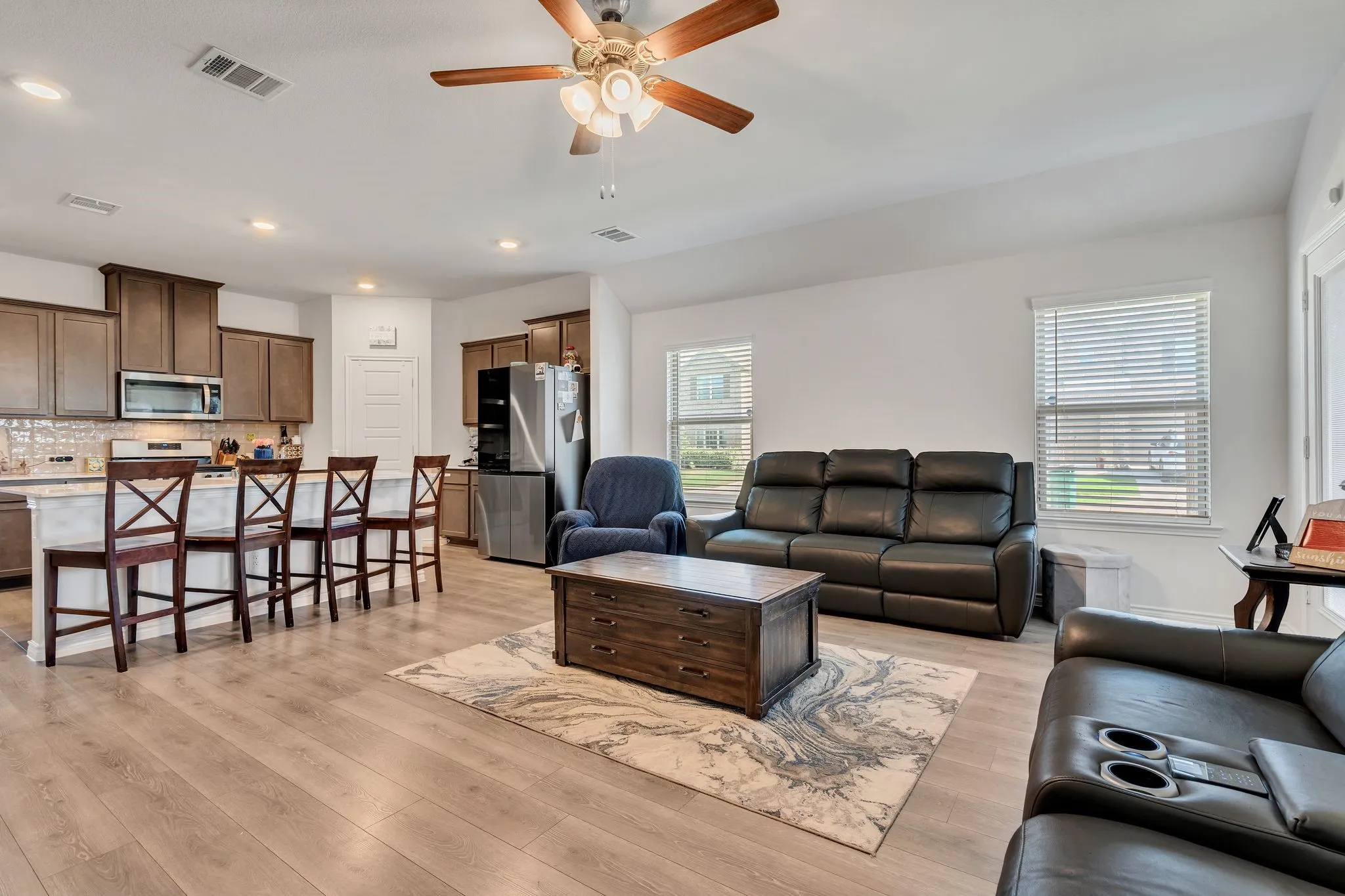Single Family Residence For Sale in Collin County , 3204 Peacock Lane, Celina, Texas 75009, 4 Bedroom, 3 Bathroom, 2 Garage spaces, 2,089 Sqft, built in 2021, mls#21268855, Real Estate Agent in Celina, Homes For Sale in Collin county, Homes For Sale in Celina, Realtor in Celina Texas, Real Estate Brokerage Independent Realty Texas, Luminita Cordes Realtor