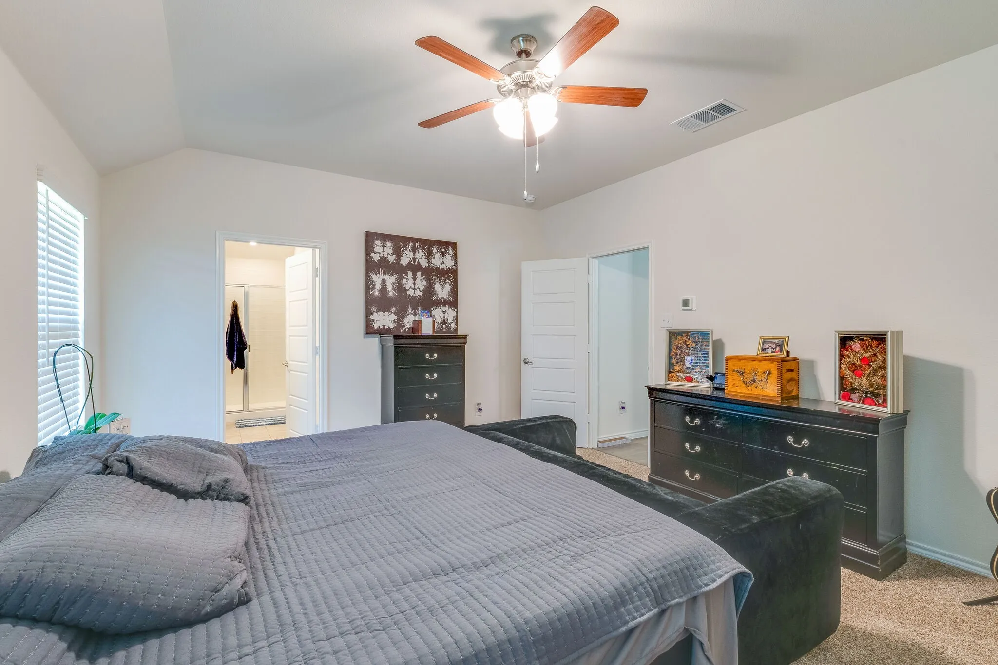 Single Family Residence For Sale in Collin County , 3204 Peacock Lane, Celina, Texas 75009, 4 Bedroom, 3 Bathroom, 2 Garage spaces, 2,089 Sqft, built in 2021, mls#21268855, Real Estate Agent in Celina, Homes For Sale in Collin county, Homes For Sale in Celina, Realtor in Celina Texas, Real Estate Brokerage Independent Realty Texas, Luminita Cordes Realtor