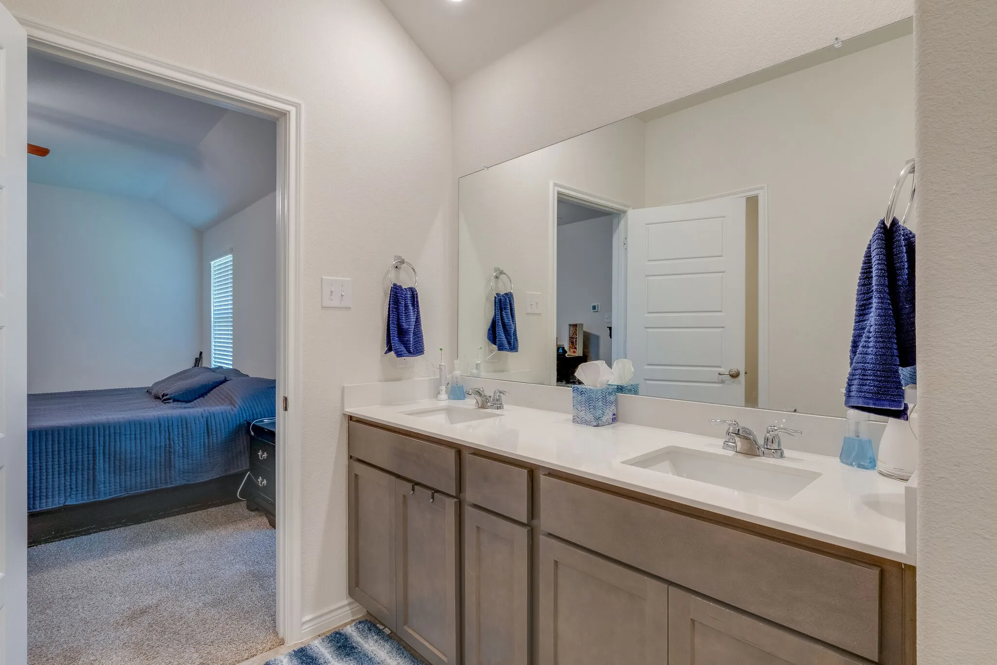 Single Family Residence For Sale in Collin County , 3204 Peacock Lane, Celina, Texas 75009, 4 Bedroom, 3 Bathroom, 2 Garage spaces, 2,089 Sqft, built in 2021, mls#21268855, Real Estate Agent in Celina, Homes For Sale in Collin county, Homes For Sale in Celina, Realtor in Celina Texas, Real Estate Brokerage Independent Realty Texas, Luminita Cordes Realtor