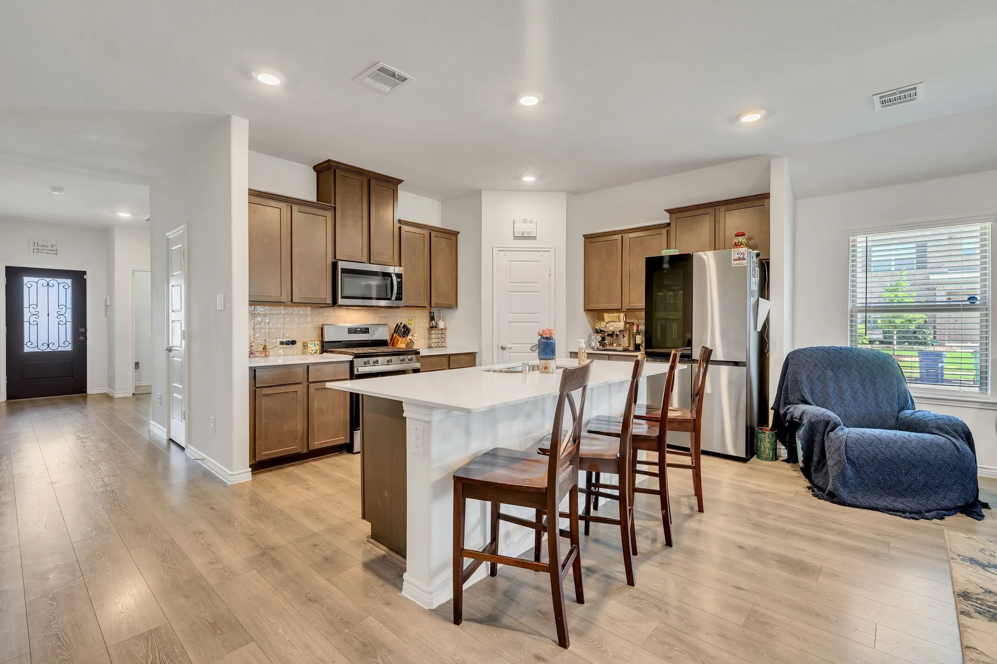 Single Family Residence For Sale in Collin County , 3204 Peacock Lane, Celina, Texas 75009, 4 Bedroom, 3 Bathroom, 2 Garage spaces, 2,089 Sqft, built in 2021, mls#21268855, Real Estate Agent in Celina, Homes For Sale in Collin county, Homes For Sale in Celina, Realtor in Celina Texas, Real Estate Brokerage Independent Realty Texas, Luminita Cordes Realtor