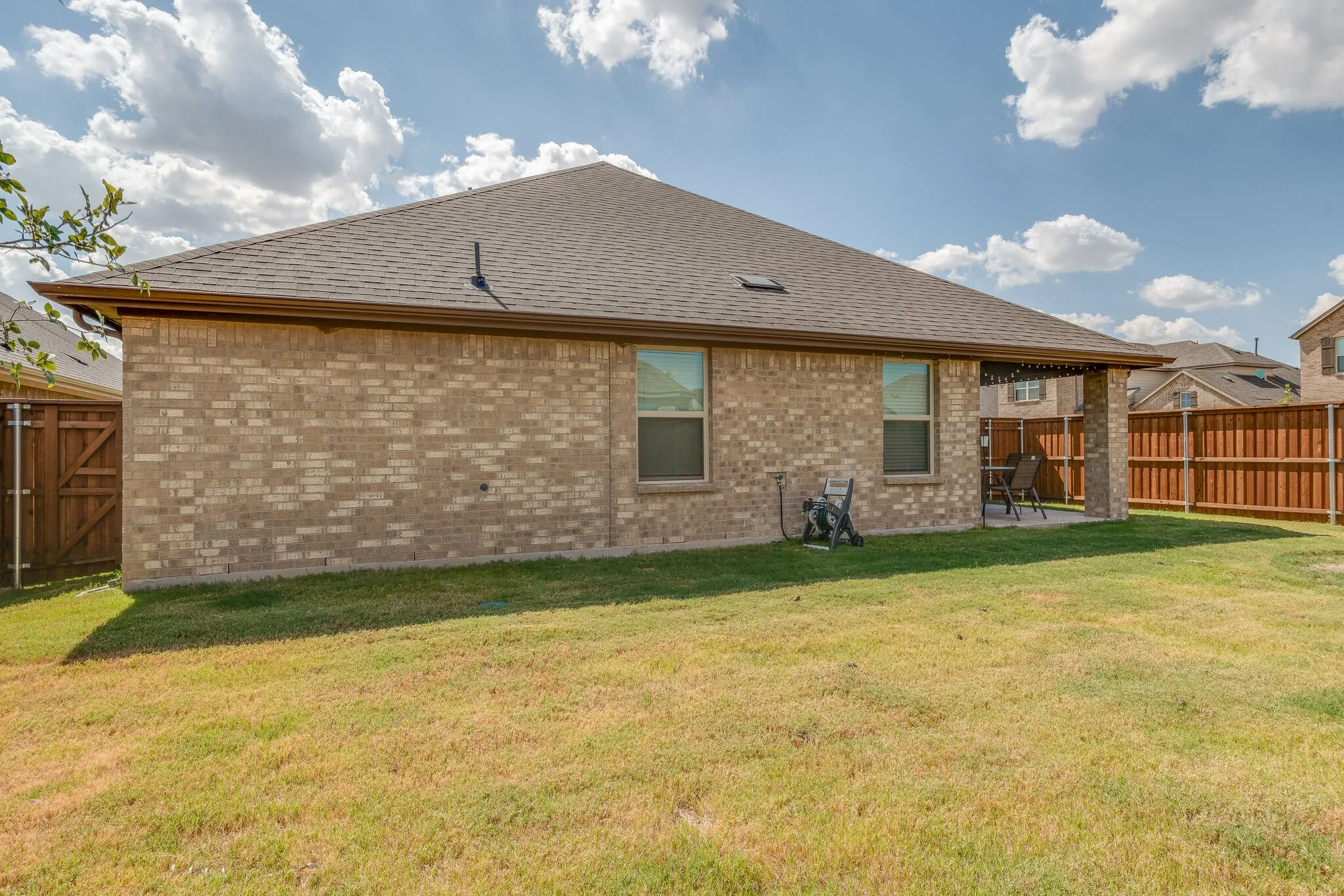 Single Family Residence For Sale in Collin County , 3204 Peacock Lane, Celina, Texas 75009, 4 Bedroom, 3 Bathroom, 2 Garage spaces, 2,089 Sqft, built in 2021, mls#21268855, Real Estate Agent in Celina, Homes For Sale in Collin county, Homes For Sale in Celina, Realtor in Celina Texas, Real Estate Brokerage Independent Realty Texas, Luminita Cordes Realtor