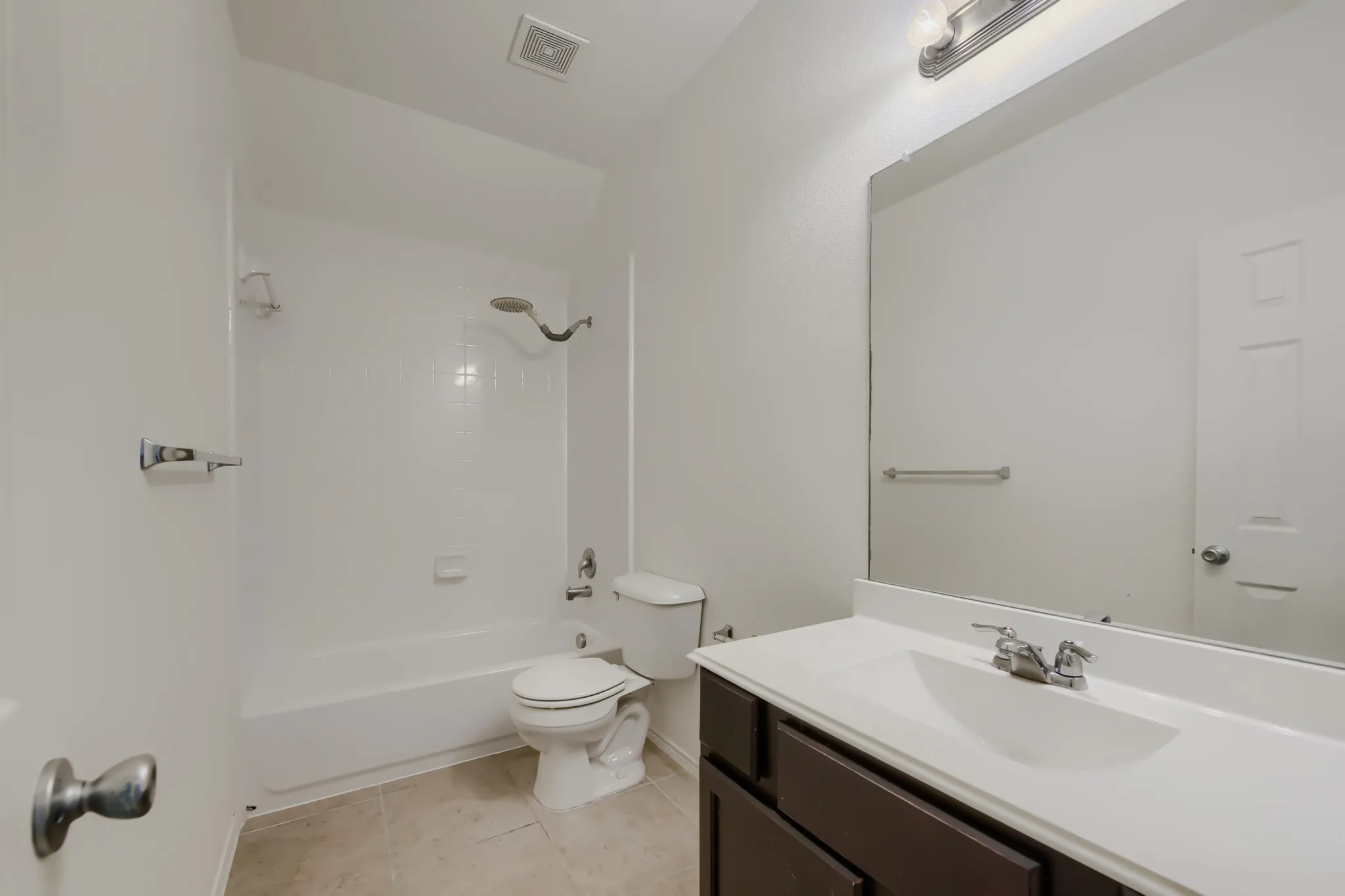 Single Family Residence For Sale in Denton County , 1736 Shoebill Drive, Little Elm, Texas 75068, 3 Bedroom, 2 Bathroom, 2 Garage spaces, 1,602 Sqft, built in 2014, mls#21189013, Real Estate Agent in Little Elm, Homes For Sale in Denton county, Homes For Sale in Little Elm, Realtor in Little Elm Texas, Real Estate Brokerage Independent Realty Texas, Luminita Cordes Realtor