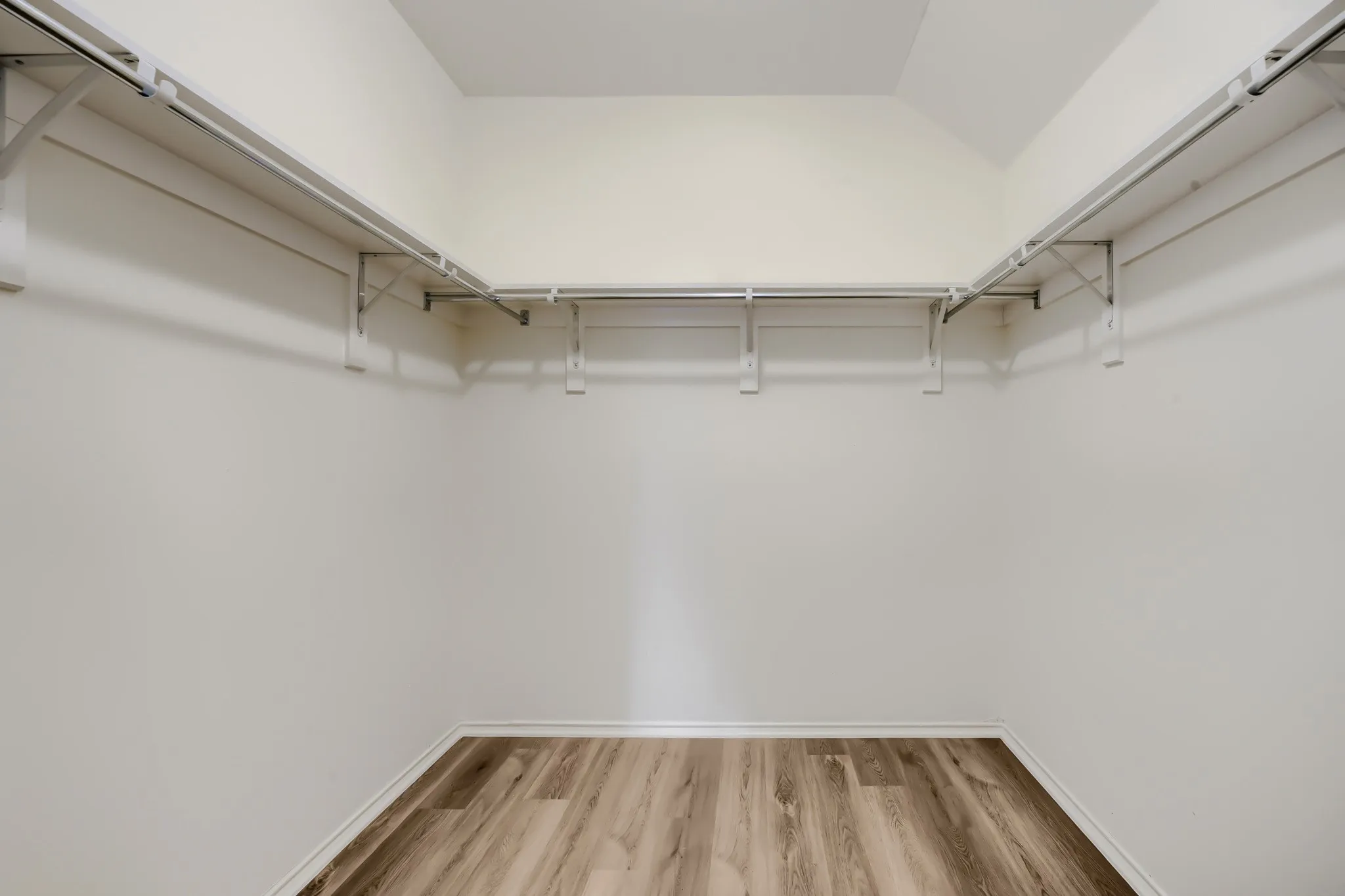 Single Family Residence For Sale in Denton County , 1736 Shoebill Drive, Little Elm, Texas 75068, 3 Bedroom, 2 Bathroom, 2 Garage spaces, 1,602 Sqft, built in 2014, mls#21189013, Real Estate Agent in Little Elm, Homes For Sale in Denton county, Homes For Sale in Little Elm, Realtor in Little Elm Texas, Real Estate Brokerage Independent Realty Texas, Luminita Cordes Realtor