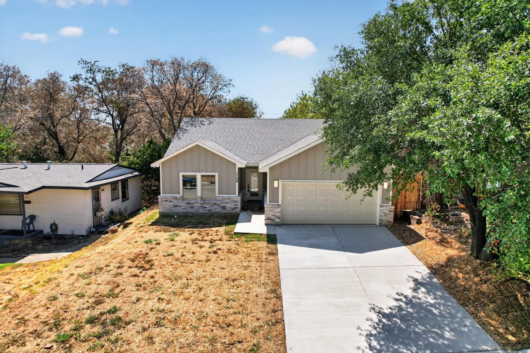 Single Family Residence For Sale in Tarrant County , 1708 Talton Avenue, Fort Worth, Texas 76104, 3 Bedroom, 2 Bathroom, 2 Garage spaces, 1,325 Sqft, built in 2026, mls#21271092, Real Estate Agent in Fort Worth, Homes For Sale in Tarrant county, Homes For Sale in Fort Worth, Realtor in Fort Worth Texas, Real Estate Brokerage Independent Realty Texas, Luminita Cordes Realtor