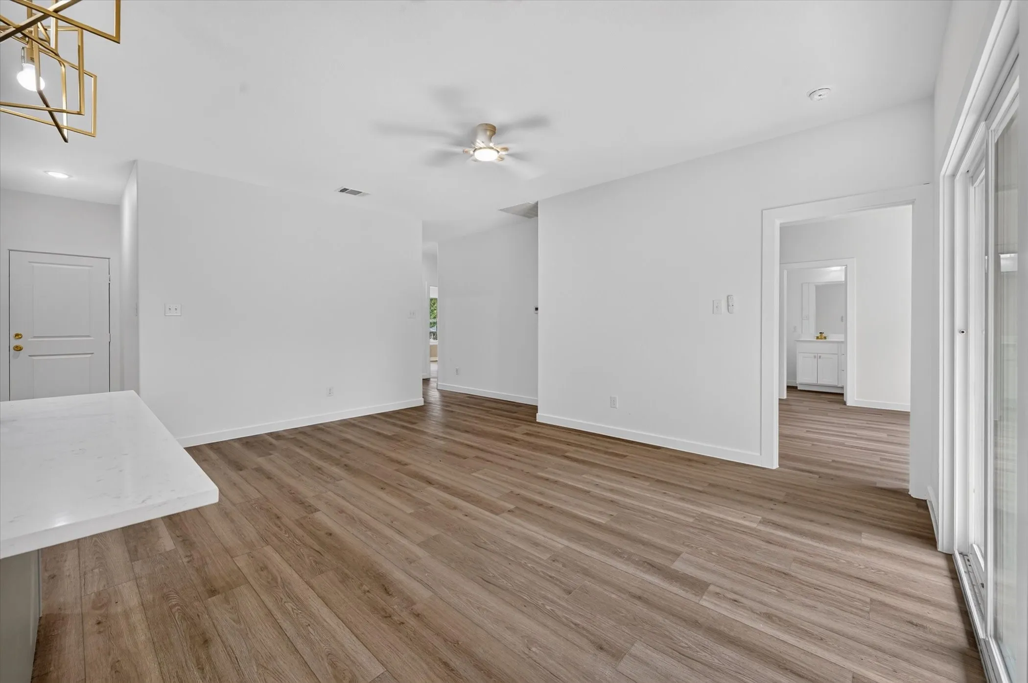 Single Family Residence For Sale in Tarrant County , 1708 Talton Avenue, Fort Worth, Texas 76104, 3 Bedroom, 2 Bathroom, 2 Garage spaces, 1,325 Sqft, built in 2026, mls#21271092, Real Estate Agent in Fort Worth, Homes For Sale in Tarrant county, Homes For Sale in Fort Worth, Realtor in Fort Worth Texas, Real Estate Brokerage Independent Realty Texas, Luminita Cordes Realtor