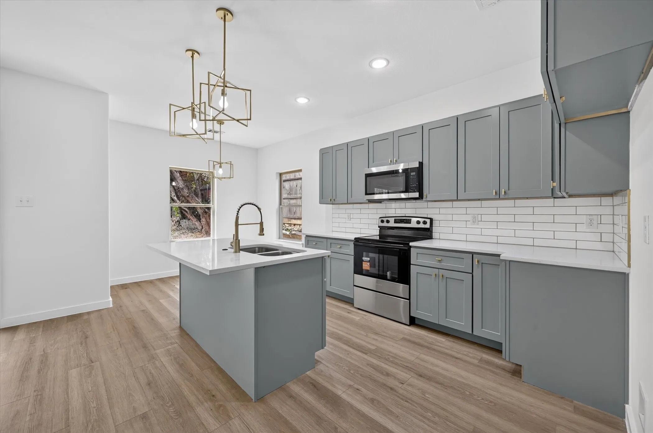Single Family Residence For Sale in Tarrant County , 1708 Talton Avenue, Fort Worth, Texas 76104, 3 Bedroom, 2 Bathroom, 2 Garage spaces, 1,325 Sqft, built in 2026, mls#21271092, Real Estate Agent in Fort Worth, Homes For Sale in Tarrant county, Homes For Sale in Fort Worth, Realtor in Fort Worth Texas, Real Estate Brokerage Independent Realty Texas, Luminita Cordes Realtor