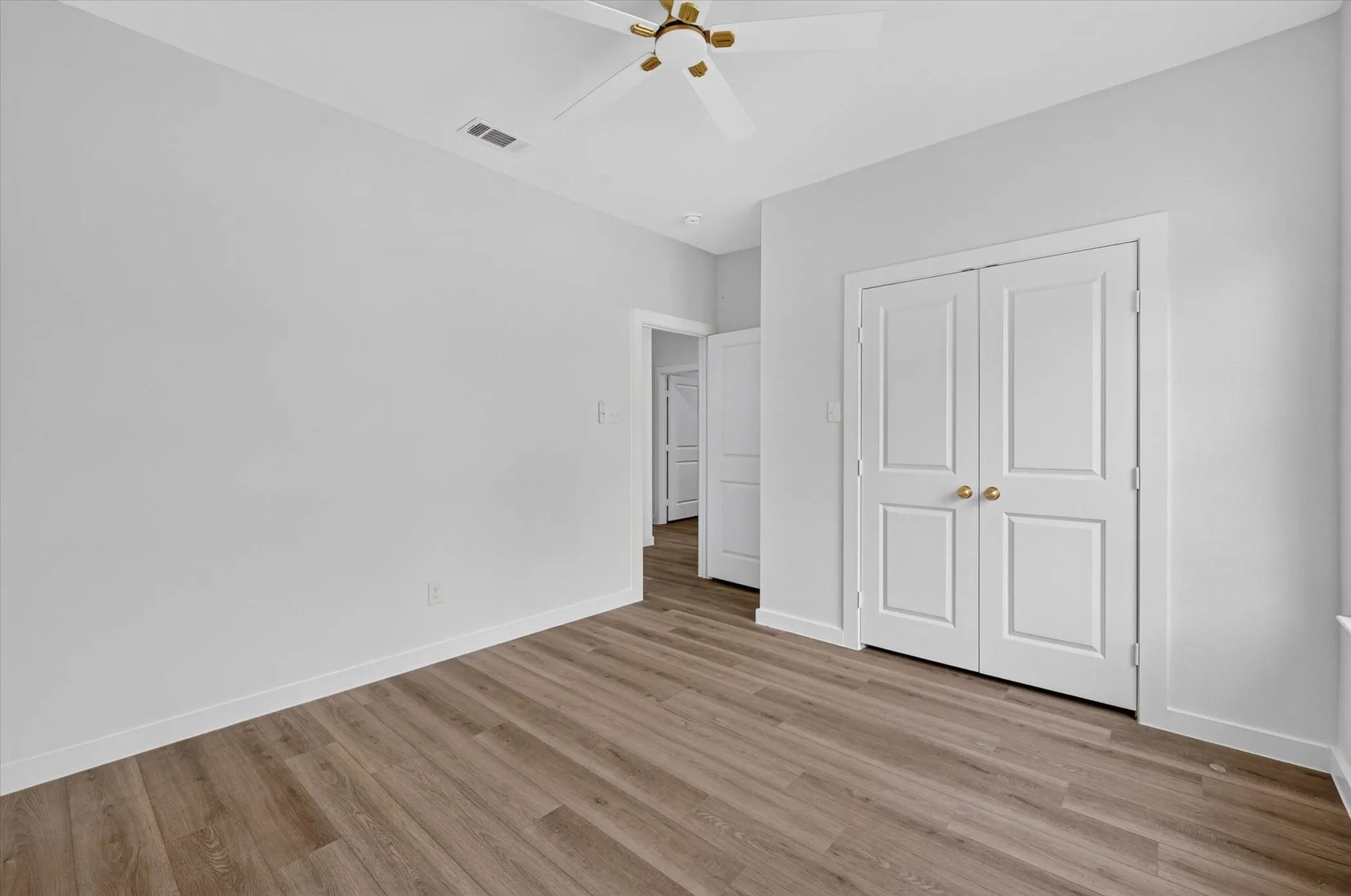 Single Family Residence For Sale in Tarrant County , 1708 Talton Avenue, Fort Worth, Texas 76104, 3 Bedroom, 2 Bathroom, 2 Garage spaces, 1,325 Sqft, built in 2026, mls#21271092, Real Estate Agent in Fort Worth, Homes For Sale in Tarrant county, Homes For Sale in Fort Worth, Realtor in Fort Worth Texas, Real Estate Brokerage Independent Realty Texas, Luminita Cordes Realtor