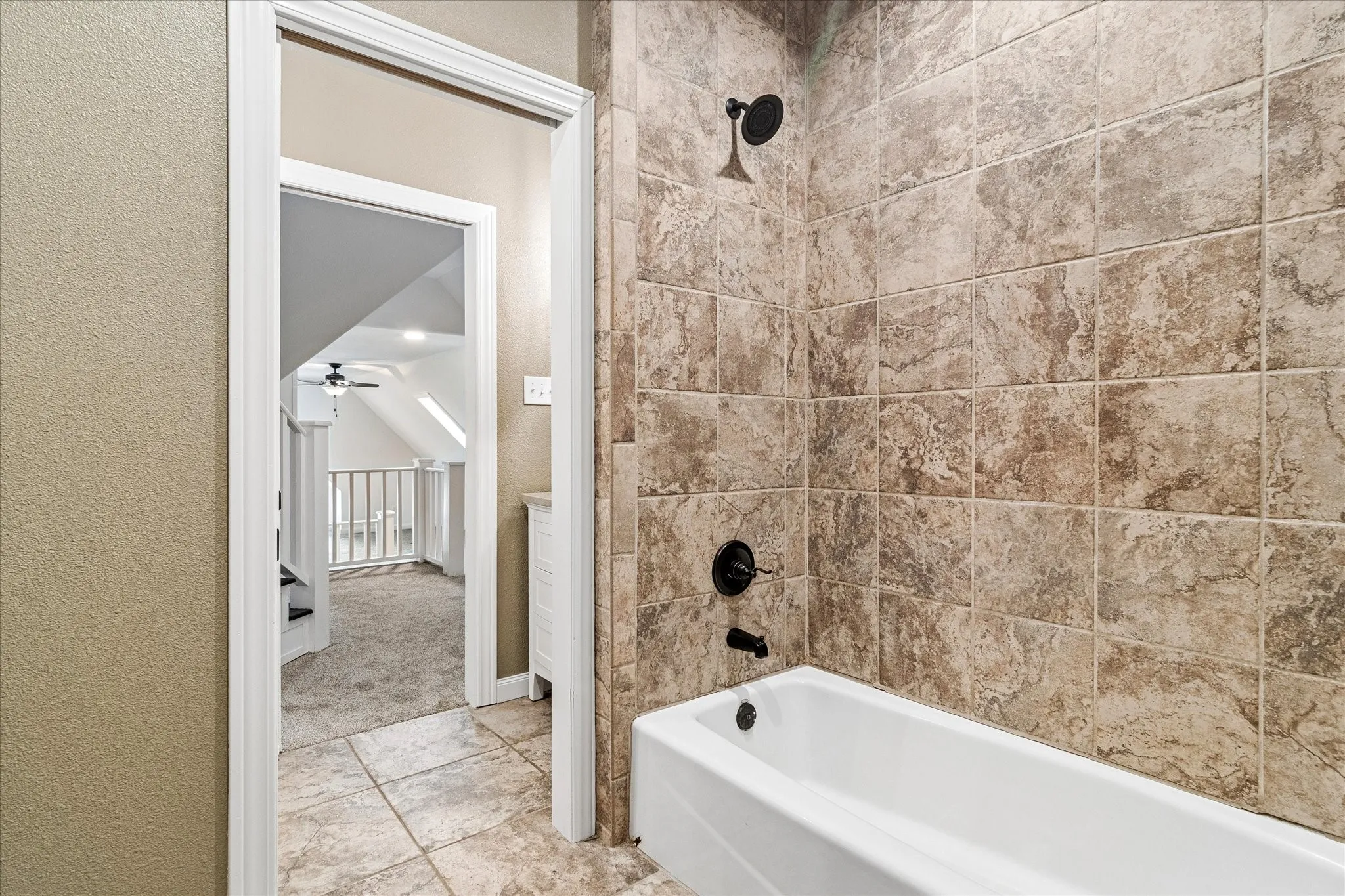 Single Family Residence For Sale in Grayson County , 1081 Schneider Road, Howe, Texas 75459, 5 Bedroom, 3 Bathroom, 2 Garage spaces, 4,509 Sqft, built in 2000, mls#21270155, Real Estate Agent in Howe, Homes For Sale in Grayson county, Homes For Sale in Howe, Realtor in Howe Texas, Real Estate Brokerage Independent Realty Texas, Luminita Cordes Realtor