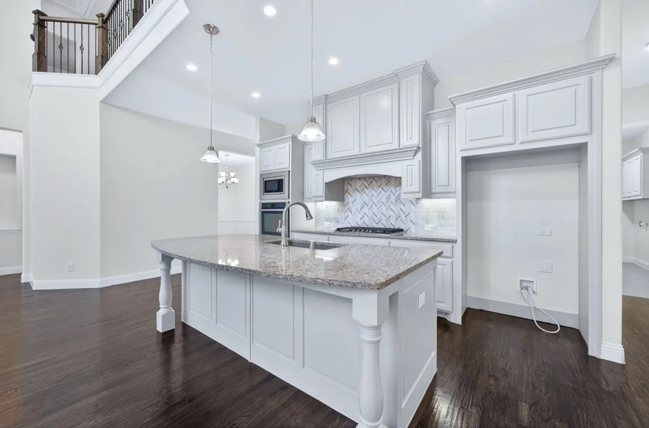Single Family Residence For Sale in Rockwall County , 922 Amber Knoll Drive, Rockwall, Texas 75087, 4 Bedroom, 5 Bathroom, 3 Garage spaces, 3,654 Sqft, built in 2016, mls#21271222, Real Estate Agent in Rockwall, Homes For Sale in Rockwall county, Homes For Sale in Rockwall, Realtor in Rockwall Texas, Real Estate Brokerage Independent Realty Texas, Luminita Cordes Realtor