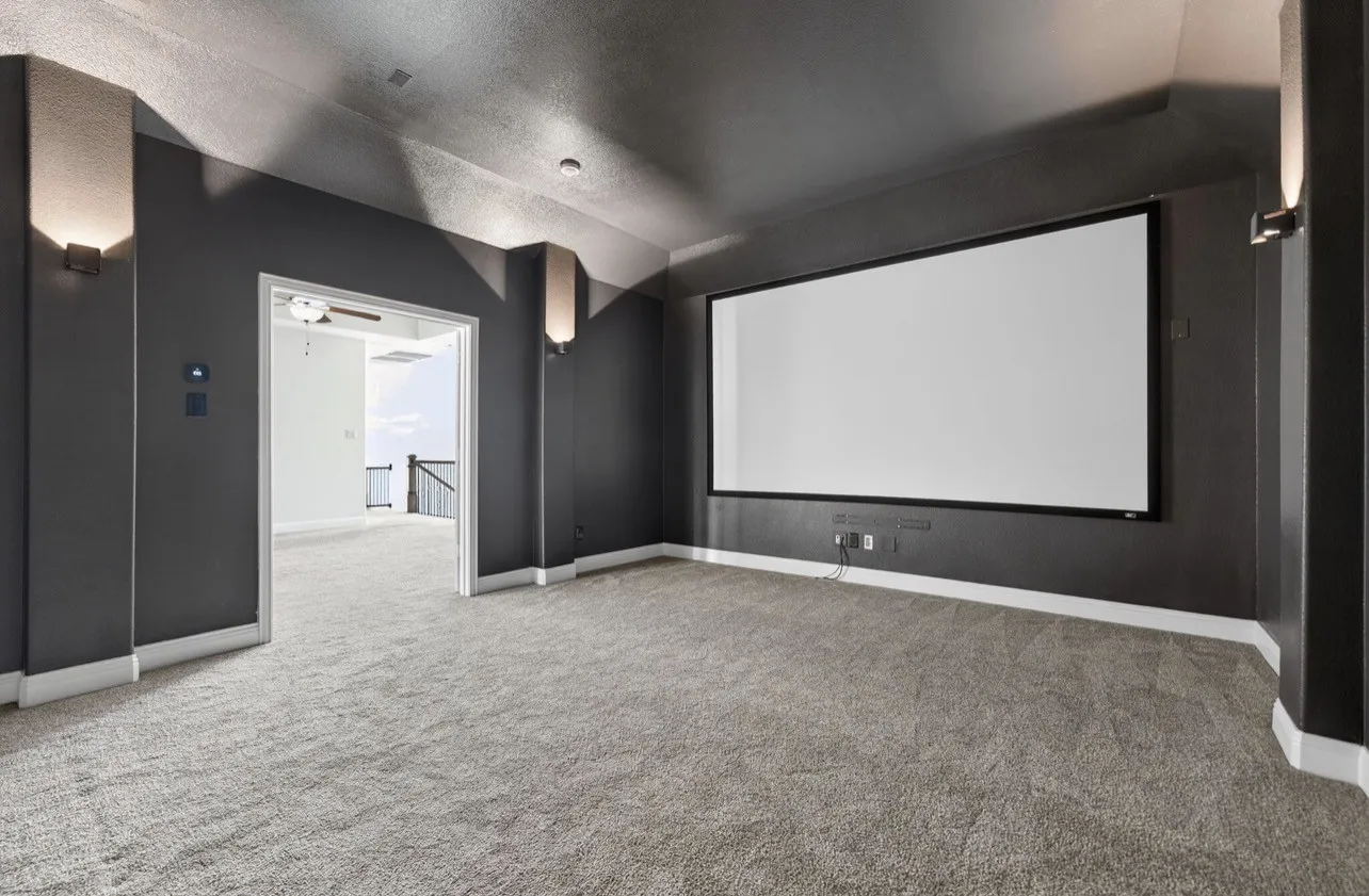 Single Family Residence For Sale in Rockwall County , 922 Amber Knoll Drive, Rockwall, Texas 75087, 4 Bedroom, 5 Bathroom, 3 Garage spaces, 3,654 Sqft, built in 2016, mls#21271222, Real Estate Agent in Rockwall, Homes For Sale in Rockwall county, Homes For Sale in Rockwall, Realtor in Rockwall Texas, Real Estate Brokerage Independent Realty Texas, Luminita Cordes Realtor