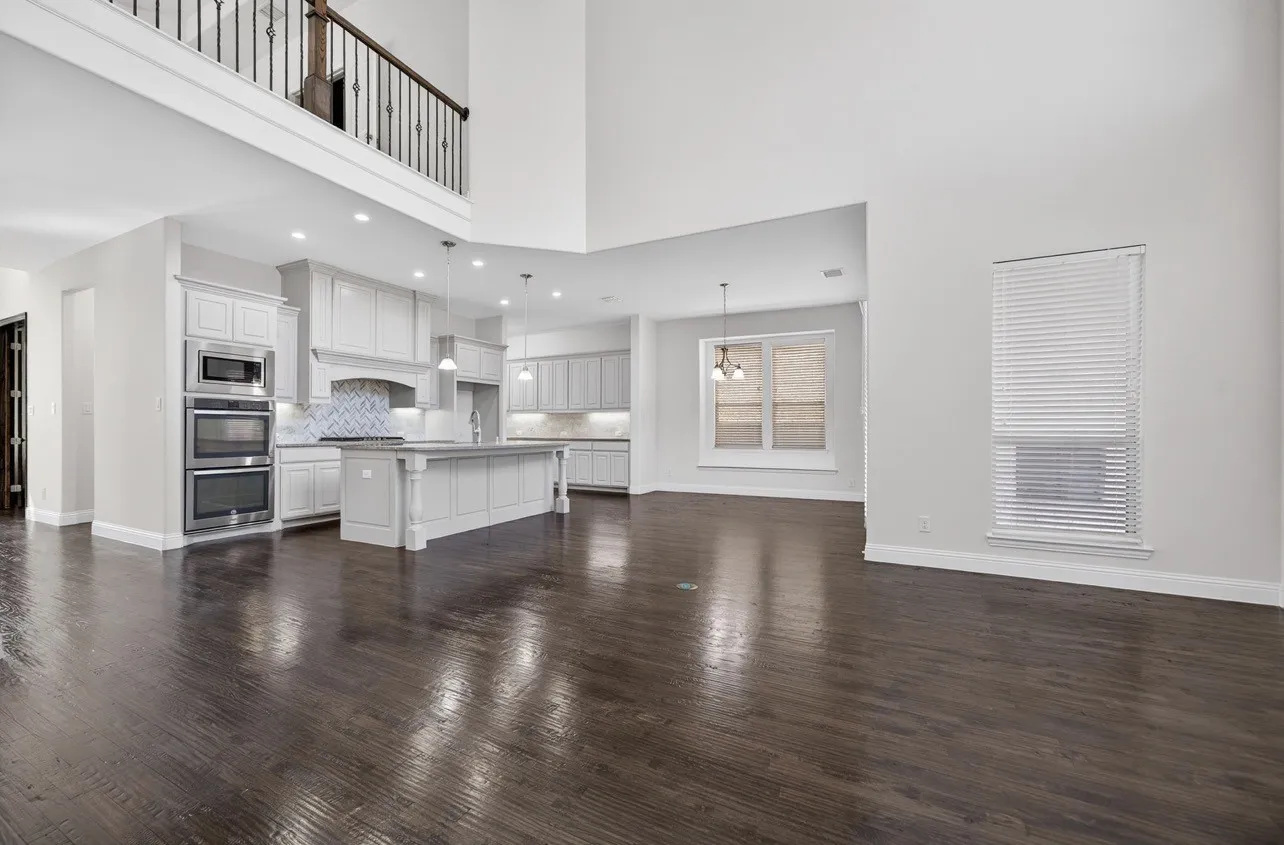 Single Family Residence For Sale in Rockwall County , 922 Amber Knoll Drive, Rockwall, Texas 75087, 4 Bedroom, 5 Bathroom, 3 Garage spaces, 3,654 Sqft, built in 2016, mls#21271222, Real Estate Agent in Rockwall, Homes For Sale in Rockwall county, Homes For Sale in Rockwall, Realtor in Rockwall Texas, Real Estate Brokerage Independent Realty Texas, Luminita Cordes Realtor
