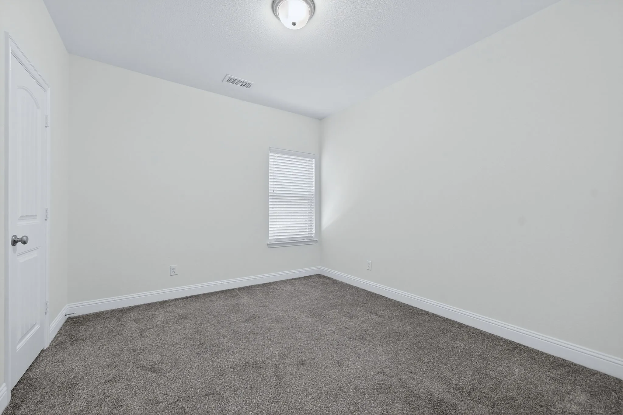 Single Family Residence For Sale in Rockwall County , 922 Amber Knoll Drive, Rockwall, Texas 75087, 4 Bedroom, 5 Bathroom, 3 Garage spaces, 3,654 Sqft, built in 2016, mls#21271222, Real Estate Agent in Rockwall, Homes For Sale in Rockwall county, Homes For Sale in Rockwall, Realtor in Rockwall Texas, Real Estate Brokerage Independent Realty Texas, Luminita Cordes Realtor