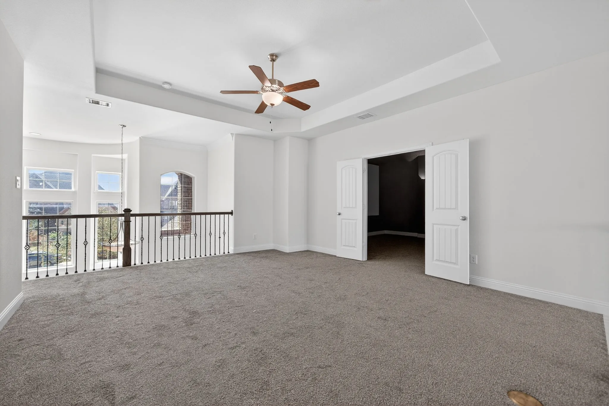Single Family Residence For Sale in Rockwall County , 922 Amber Knoll Drive, Rockwall, Texas 75087, 4 Bedroom, 5 Bathroom, 3 Garage spaces, 3,654 Sqft, built in 2016, mls#21271222, Real Estate Agent in Rockwall, Homes For Sale in Rockwall county, Homes For Sale in Rockwall, Realtor in Rockwall Texas, Real Estate Brokerage Independent Realty Texas, Luminita Cordes Realtor