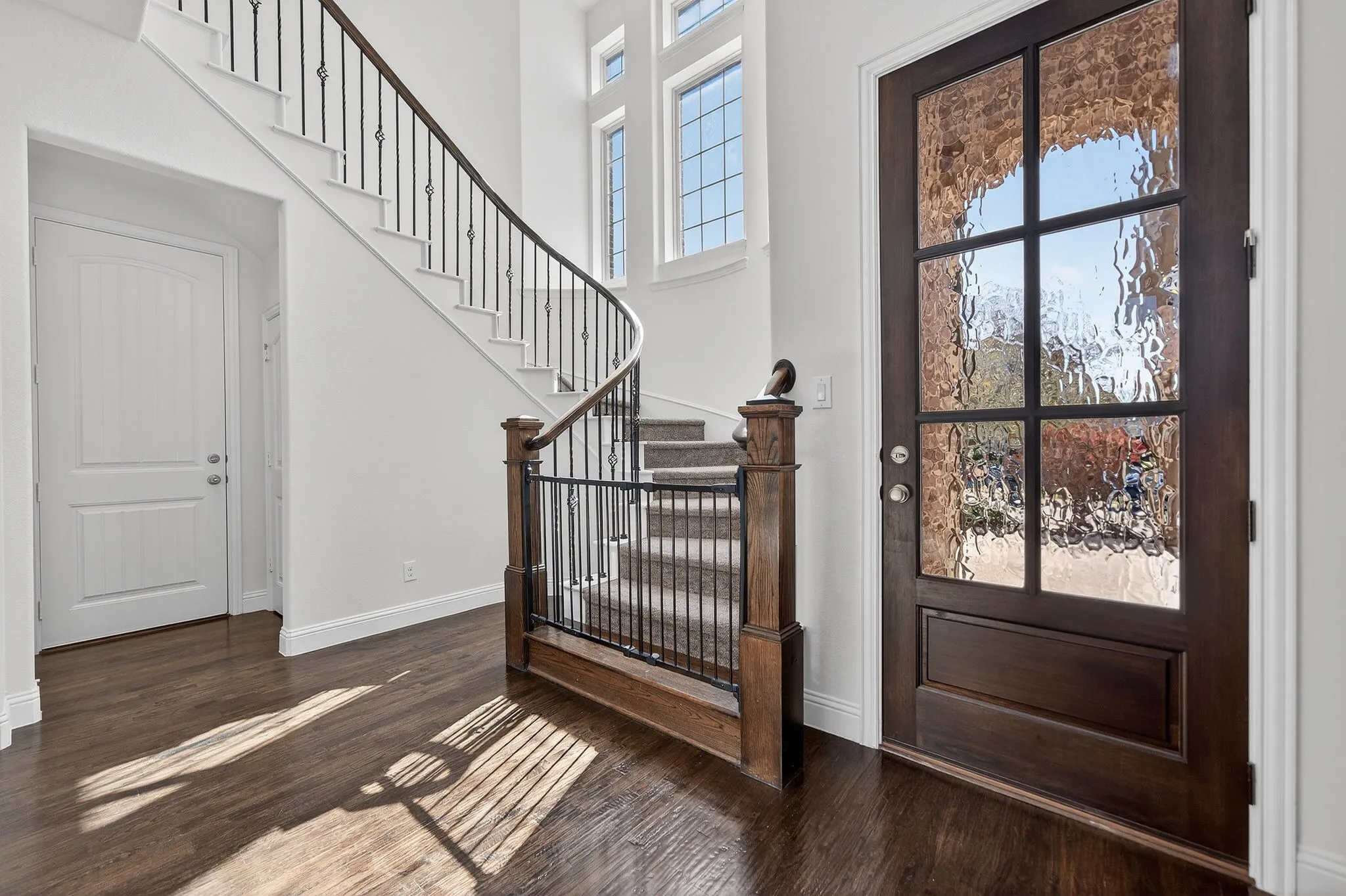 Single Family Residence For Sale in Rockwall County , 922 Amber Knoll Drive, Rockwall, Texas 75087, 4 Bedroom, 5 Bathroom, 3 Garage spaces, 3,654 Sqft, built in 2016, mls#21271222, Real Estate Agent in Rockwall, Homes For Sale in Rockwall county, Homes For Sale in Rockwall, Realtor in Rockwall Texas, Real Estate Brokerage Independent Realty Texas, Luminita Cordes Realtor