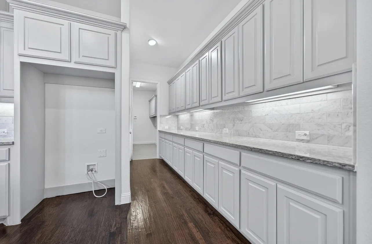 Single Family Residence For Sale in Rockwall County , 922 Amber Knoll Drive, Rockwall, Texas 75087, 4 Bedroom, 5 Bathroom, 3 Garage spaces, 3,654 Sqft, built in 2016, mls#21271222, Real Estate Agent in Rockwall, Homes For Sale in Rockwall county, Homes For Sale in Rockwall, Realtor in Rockwall Texas, Real Estate Brokerage Independent Realty Texas, Luminita Cordes Realtor