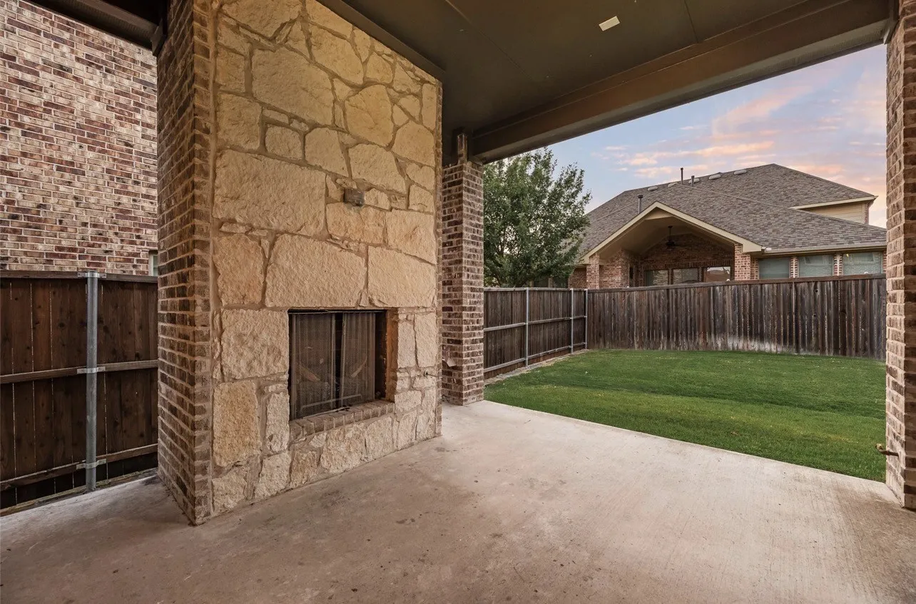 Single Family Residence For Sale in Rockwall County , 922 Amber Knoll Drive, Rockwall, Texas 75087, 4 Bedroom, 5 Bathroom, 3 Garage spaces, 3,654 Sqft, built in 2016, mls#21271222, Real Estate Agent in Rockwall, Homes For Sale in Rockwall county, Homes For Sale in Rockwall, Realtor in Rockwall Texas, Real Estate Brokerage Independent Realty Texas, Luminita Cordes Realtor